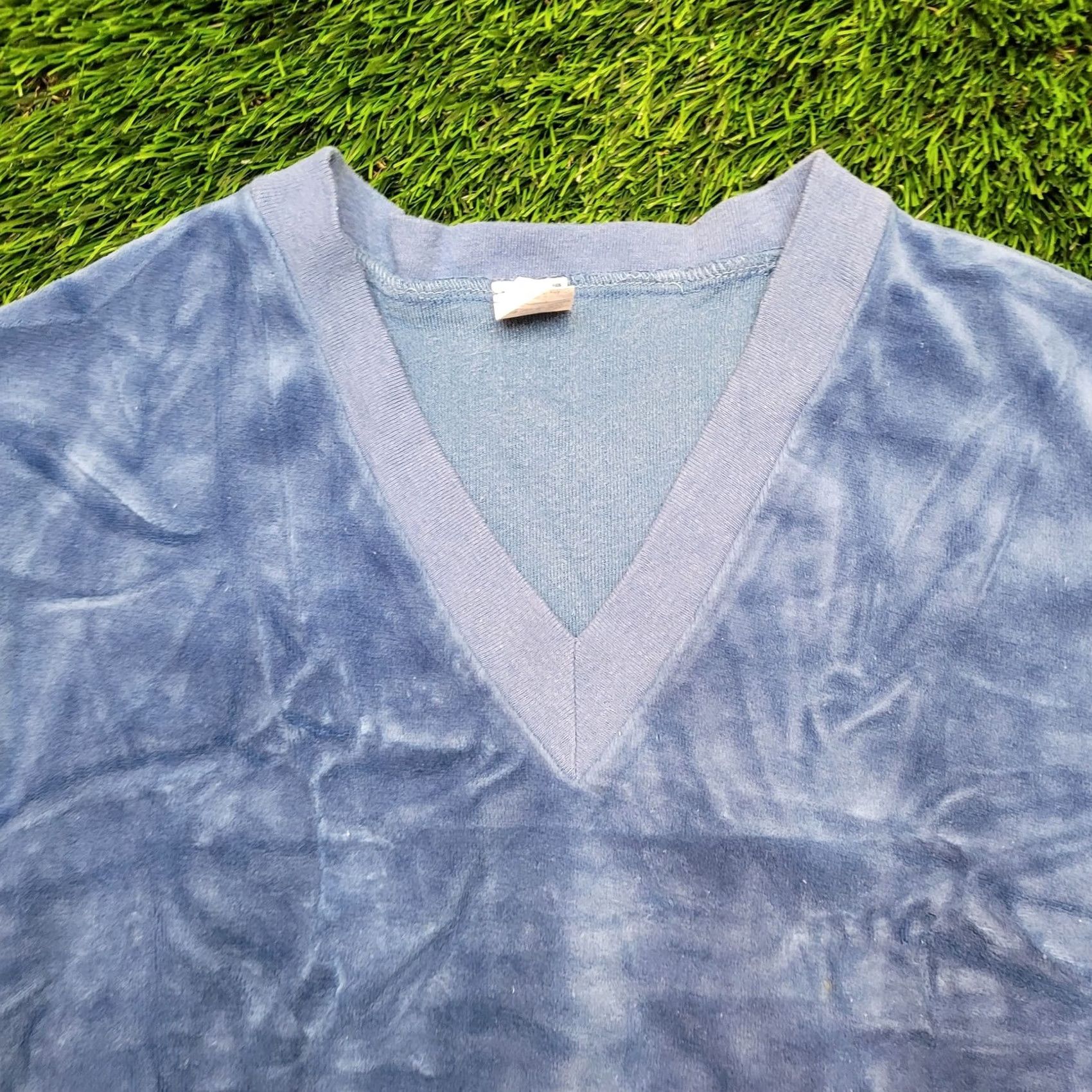 Vintage VINTAGE Robert Bruce Velour Pullover Sweater Womens M Cropped V-Neck Blue Pullover 80s Mod Ivy League Streetwear Candy Blue Size M / US 6-8 / IT 42-44 - 2 Thumbnail
