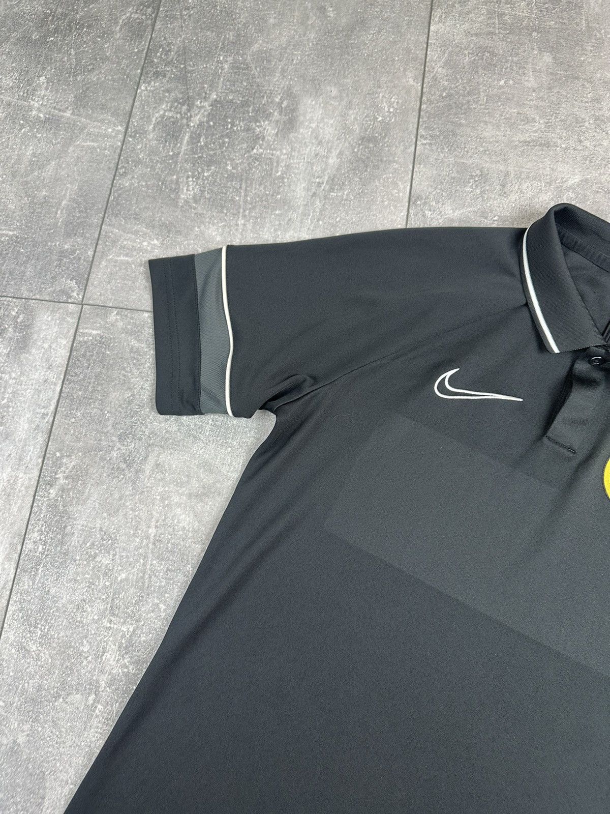 Nike Nike BSC Young Boys Polo Soccer Football Jersey 2019/20 Size US S / EU 44-46 / 1 - 6 Thumbnail