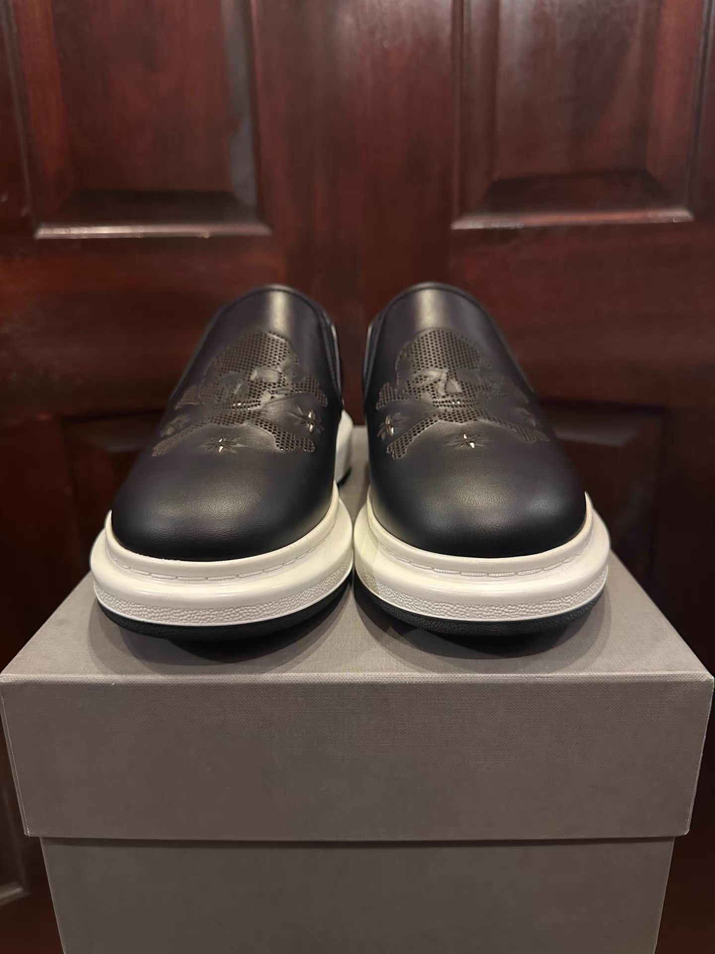 Alexander McQueen Alexander McQueen men’s black slip‑on sneakers with Ｑ25 Size US 8.5 / EU 41-42 - 1 Thumbnail
