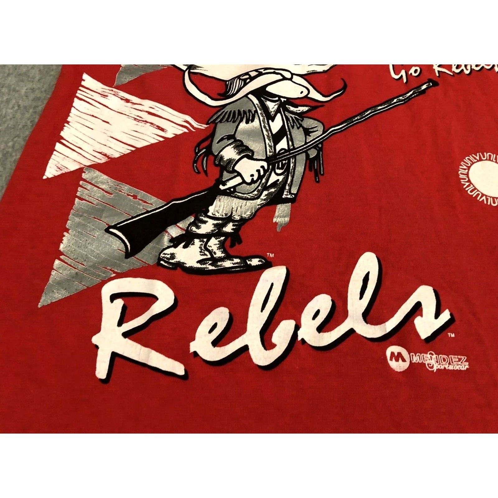 Vintage VINTAGE UNLV Runnin Rebels Red T-Shirt Shirt Medium Mens Cotton USA MSP Gold Made USA Regular Size M Size US M / EU 48-50 / 2 - 4 Thumbnail