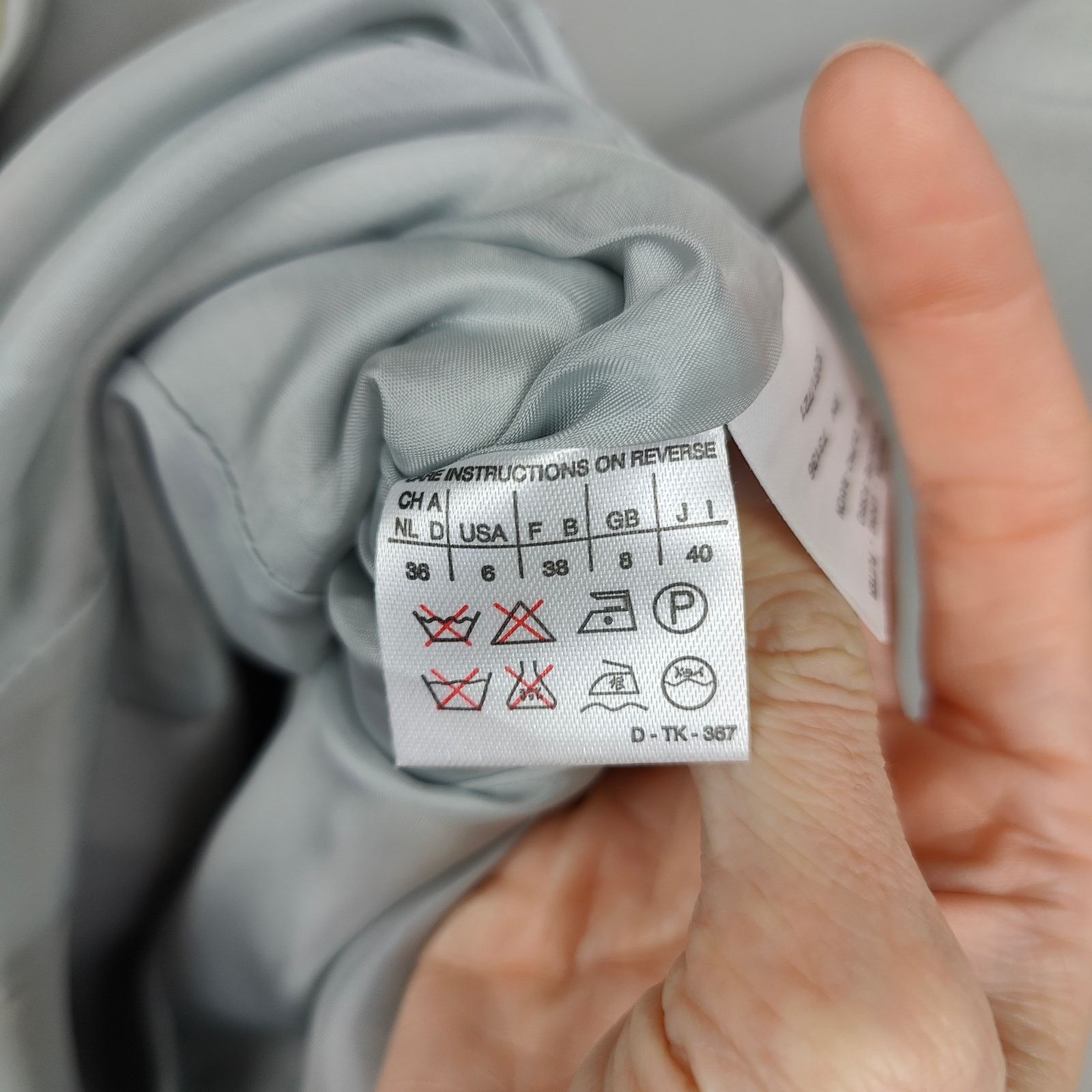 Max Mara MaxMara Long Jacket Womens 6 Dove Gray Button Up Viscose Size M / US 6-8 / IT 42-44 - 8 Thumbnail