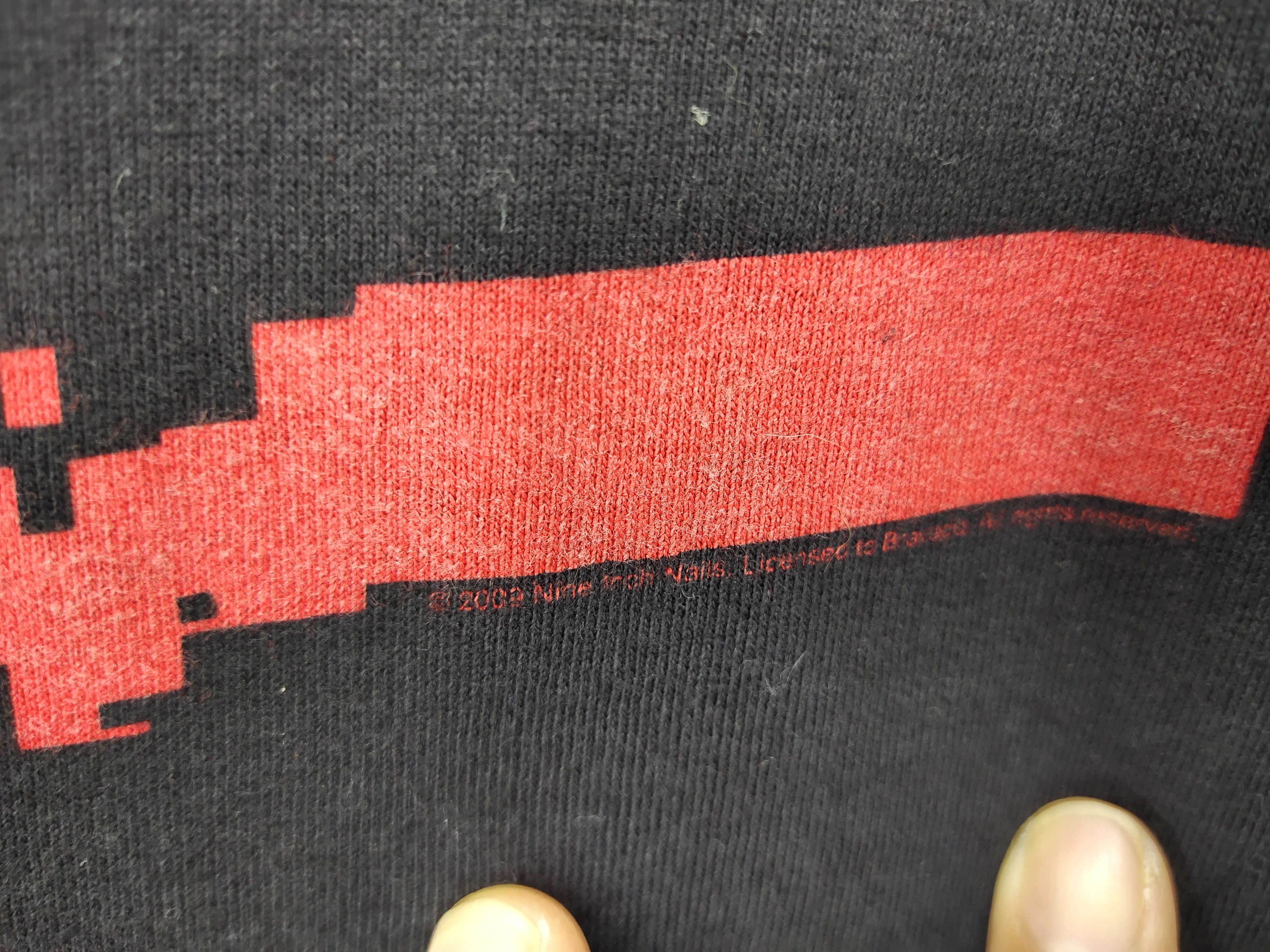 Band Tees × Vintage Vintage Y2K NIN Nine Inches Nails band tee Size US S / EU 44-46 / 1 - 3 Thumbnail