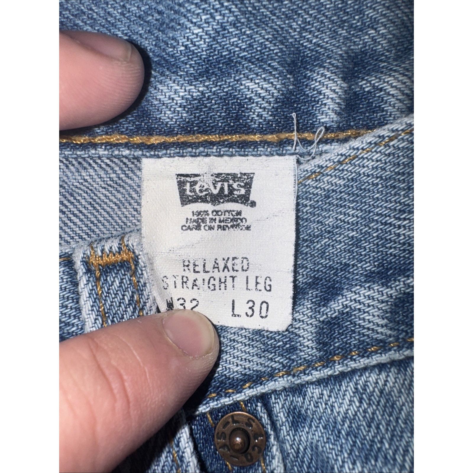 Levi's × Vintage Levi’s Relaxed Straight Leg Jeans Blue 31x31 Mexico Wash Size US 31 - 4 Thumbnail