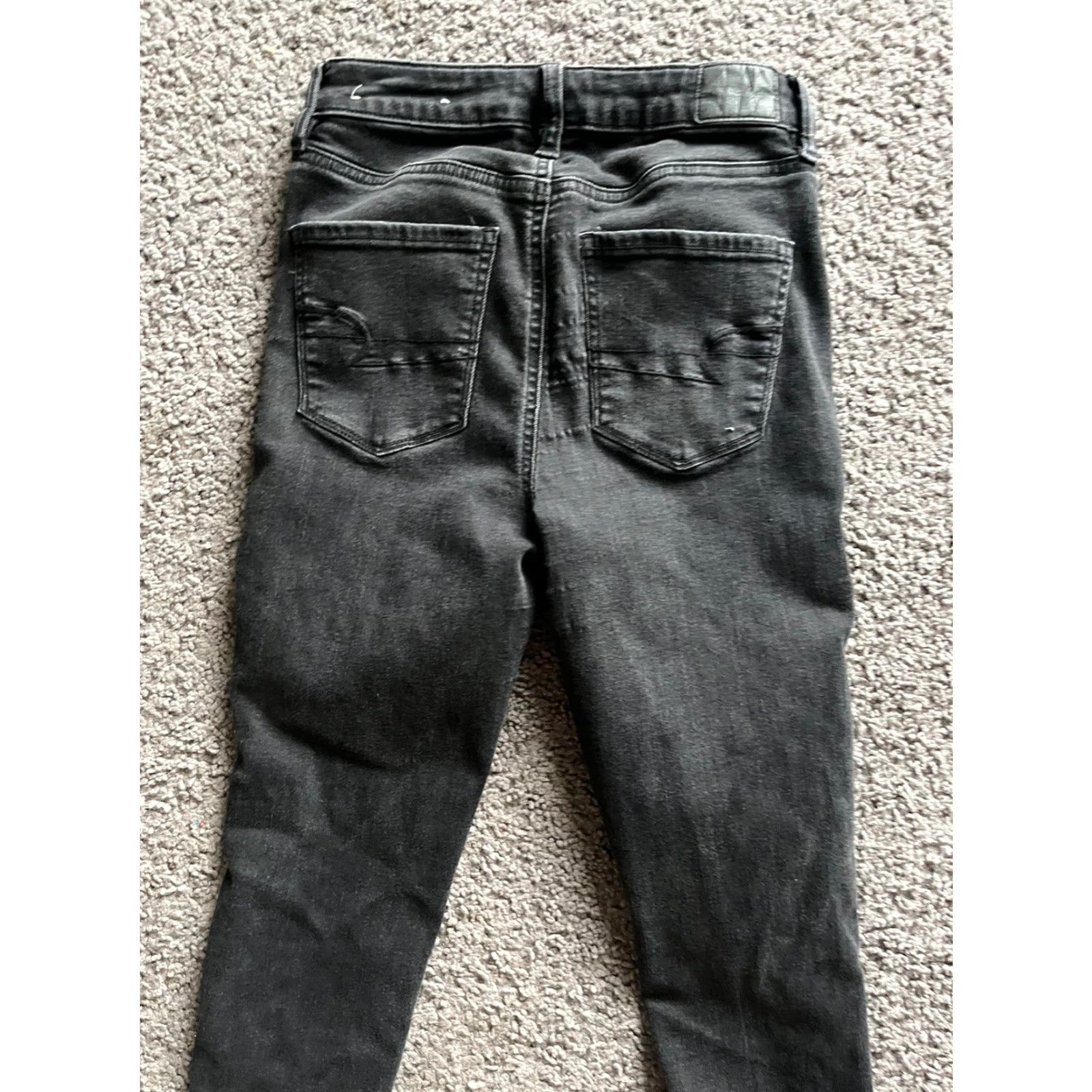 American Eagle Outfitters American Eagle Outfitters Jegging Jeans Women's Short Size 4 Black Super Hi Rise Button Fly Dark Wash Size 27" / US 4 / IT 40 - 4 Thumbnail