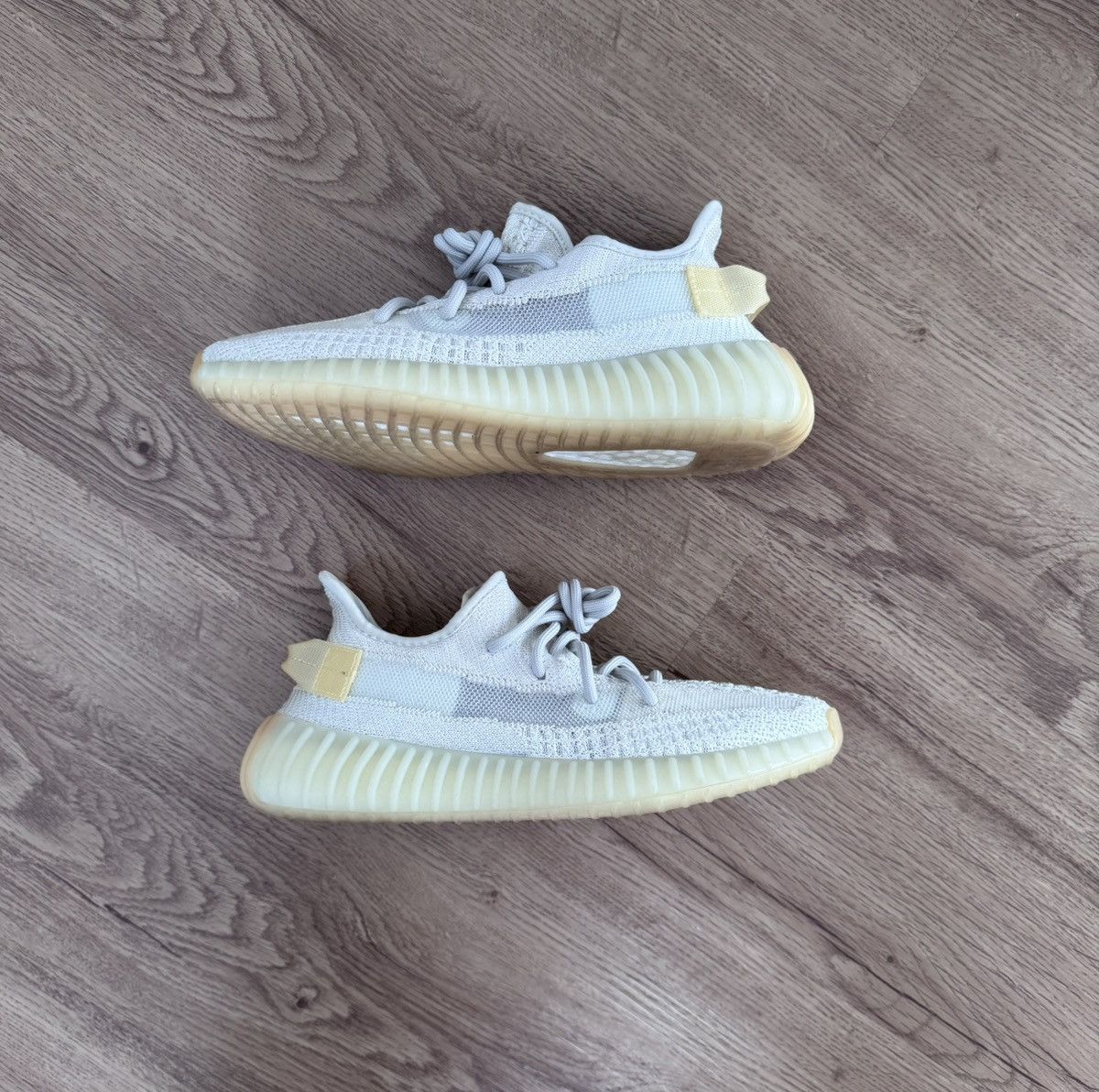 Adidas Adidas Yeezy Boost 350 V2 Light Size US 7 / EU 40 - 2 Thumbnail