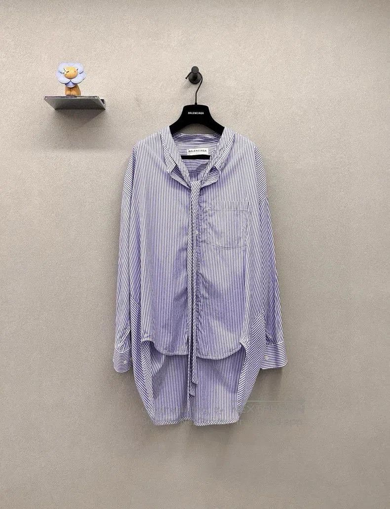 Balenciaga Balenciaga Striped Button-Up Shirt. Size US S / EU 44-46 / 1 - 1 Thumbnail
