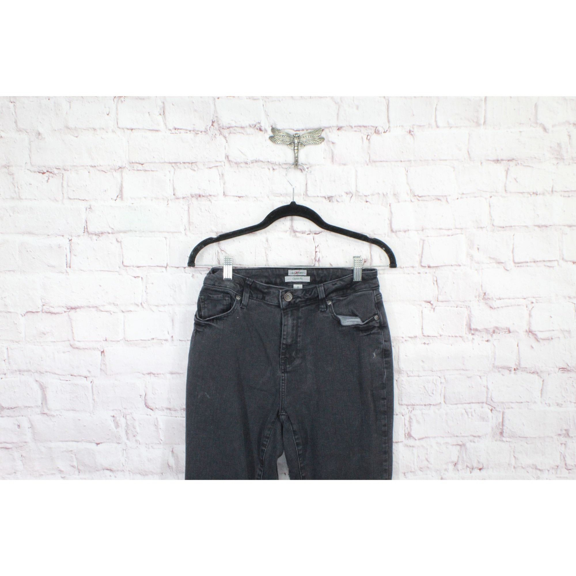 L.L. Bean LL Bean True Shape Jeans High Rise Straight Leg Faded Size 28" / US 6 / IT 42 - 2 Thumbnail
