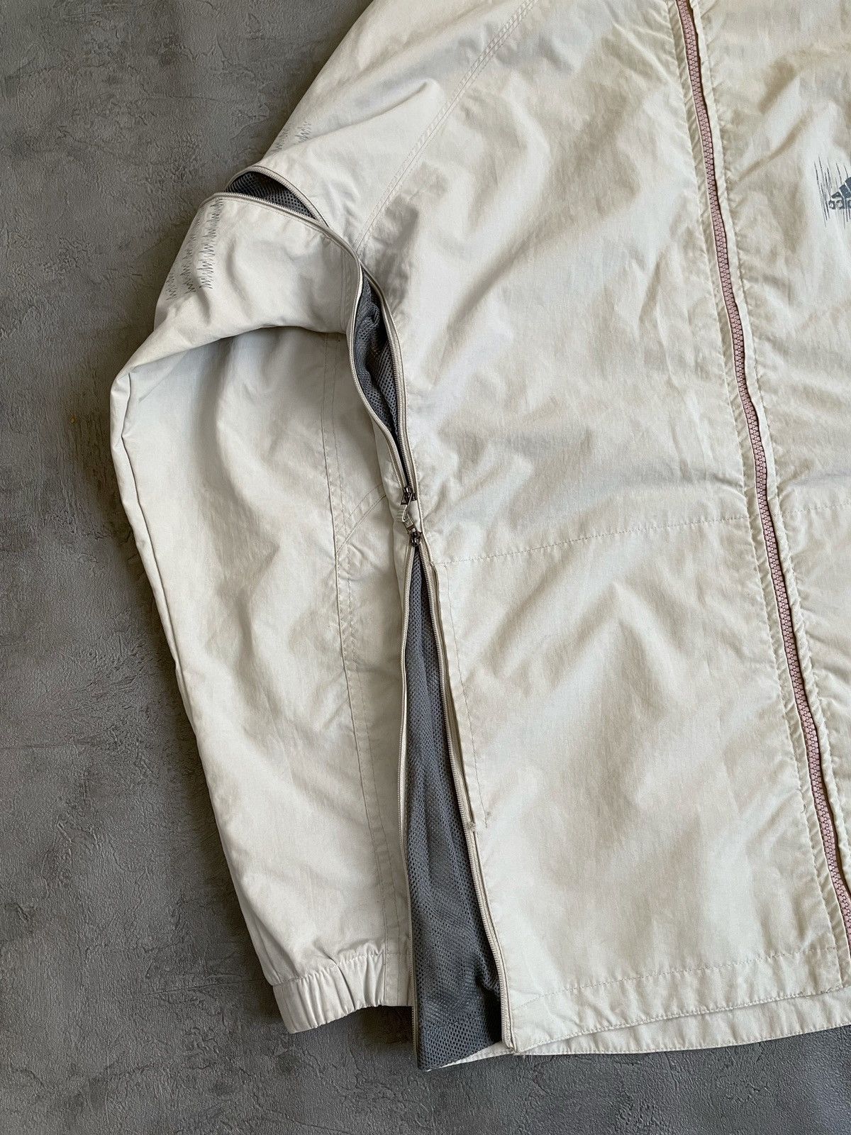Adidas Vintage Adidas Pulse zip jacket Archive 2000s Size US L / EU 52-54 / 3 - 11 Thumbnail