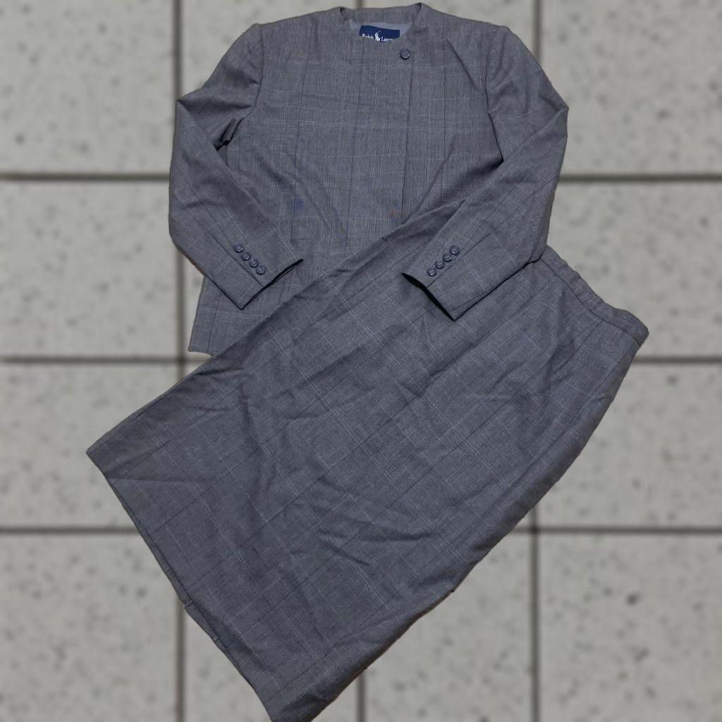 Ralph Lauren VINTAGE Ralph Lauren Skirt Suit Wool 10 Brown Gray Check Plaid Women’s 2-Piece Woolen Set Jacket and Skirt, 90s, Vintage, Classic, Business Womens Size 32" / US 10 / IT 46 - 1 Thumbnail