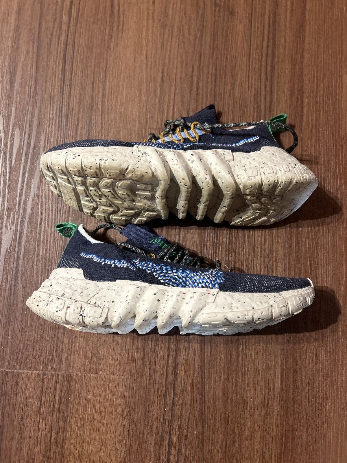 Nike Nike Space Hippie 01 Size US 10 / EU 43 - 1 Thumbnail