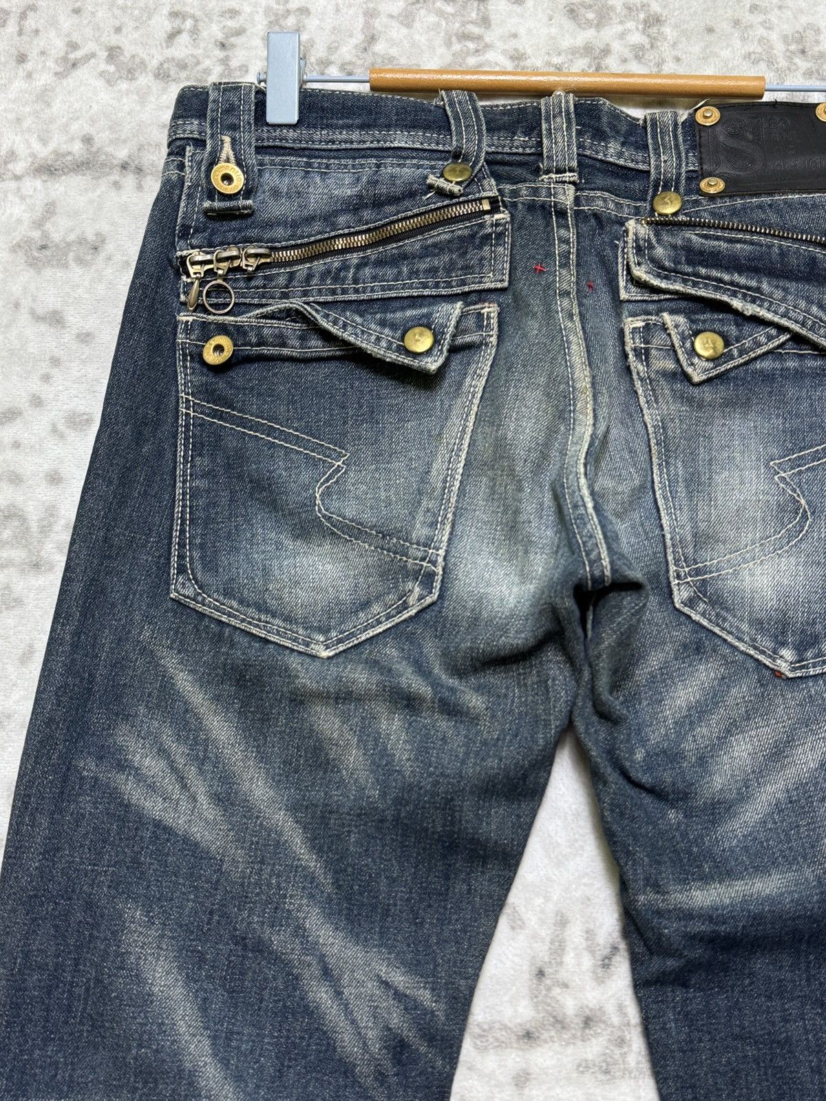 semanticdesign 2000s Semantic Design Mud Wash Clawmark Zipper Pocket Jeans Size US 31 - 10 Thumbnail