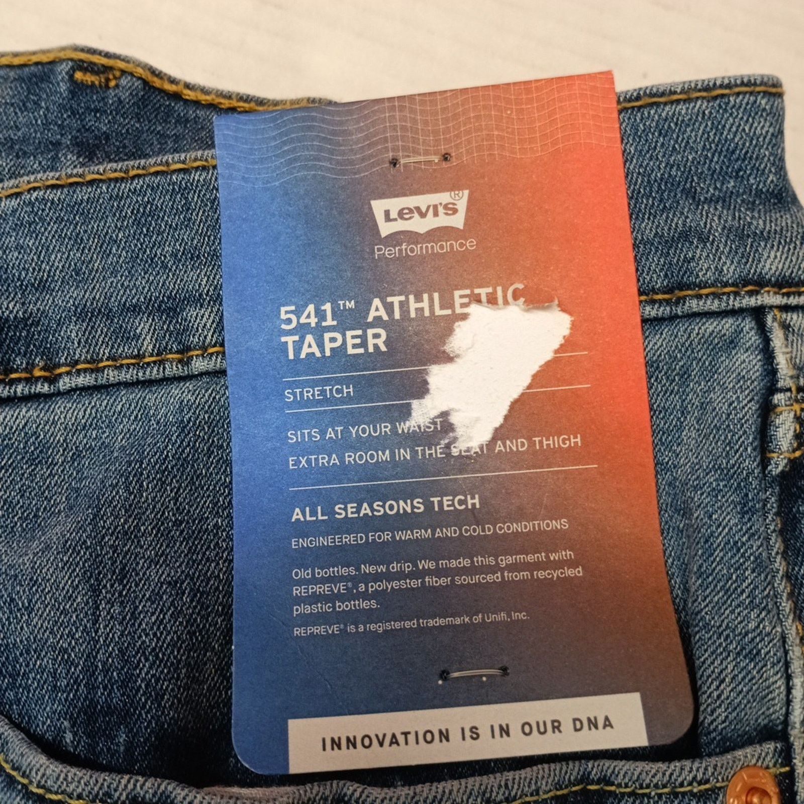 Levi's Levi's 541 Athletic Taper Jeans Men's 46x30 Blue Stretch Size US 44 / EU 60 - 2 Thumbnail