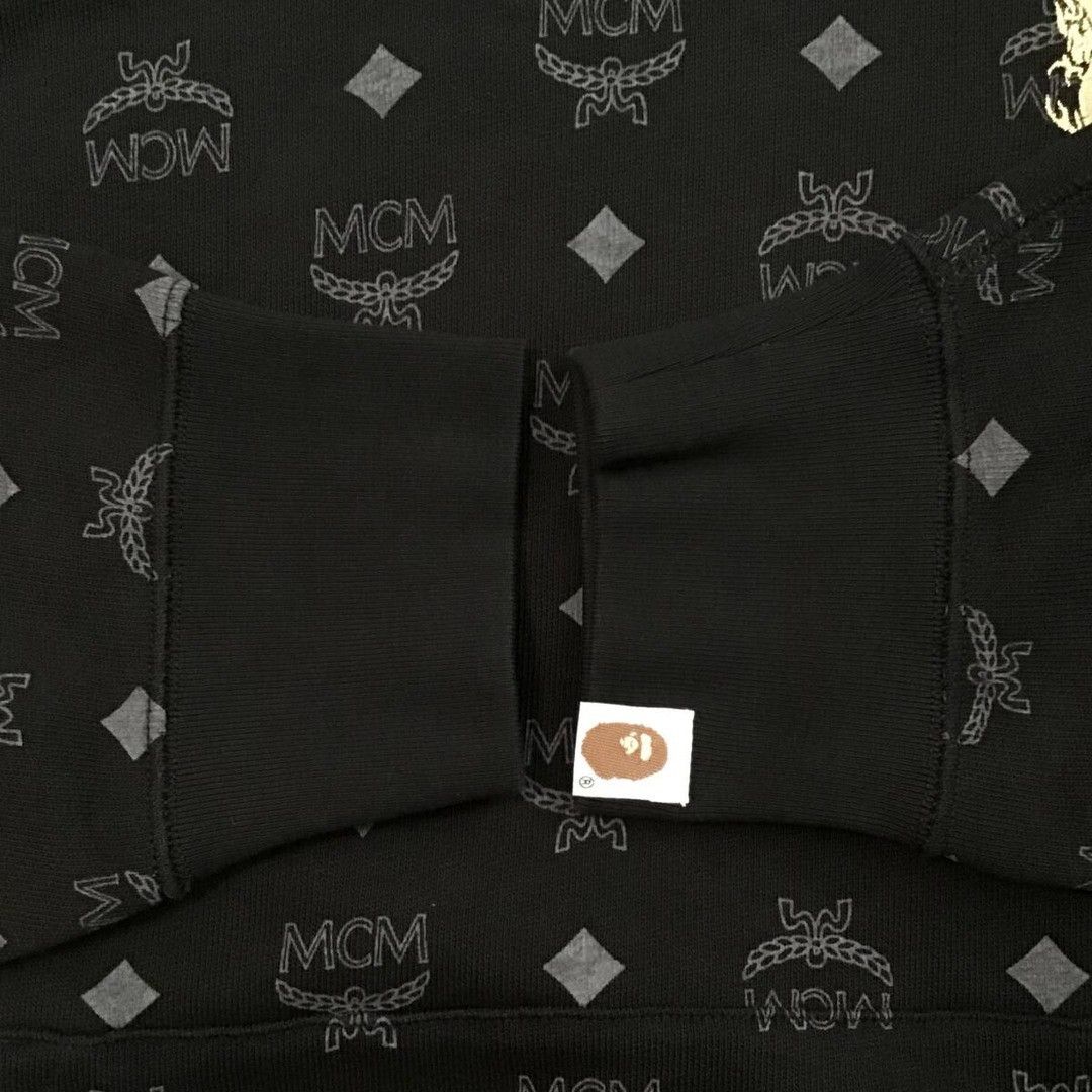 Bape 2024 MCM × BAPE monogram shark pullover hoodie a bathing ape Size US L / EU 52-54 / 3 - 7 Thumbnail