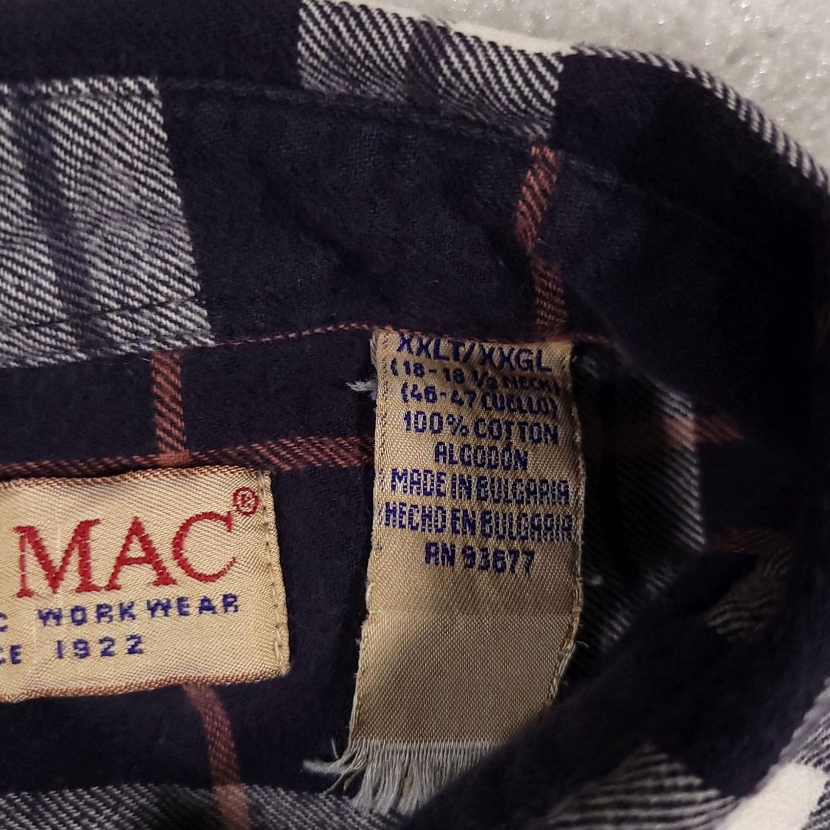 Vintage VINTAGE Big Mac Flannel Shirt Mens 2XL Navy Blue Red Gray Plaid Long Sleeve Workwear Size US XXL / EU 58 / 5 - 7 Thumbnail