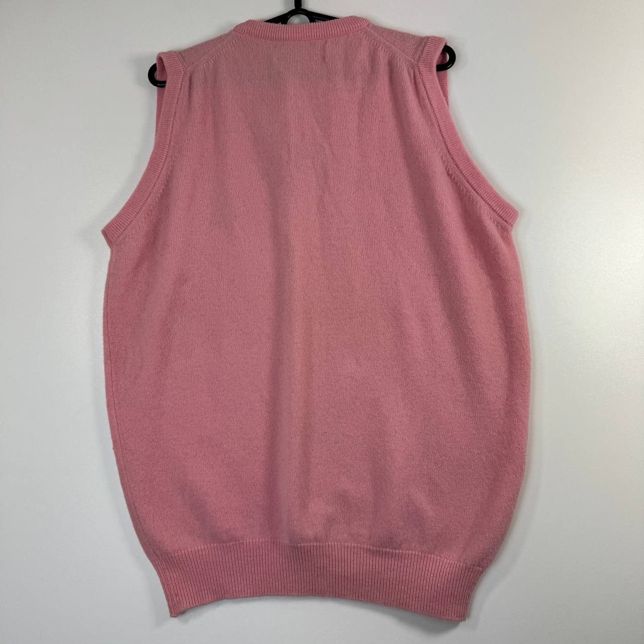 Lyle & Scott Lyle & Scott Sweater Vest Pink V-Neck Jumper Mens Size L Size US L / EU 52-54 / 3 - 5 Thumbnail
