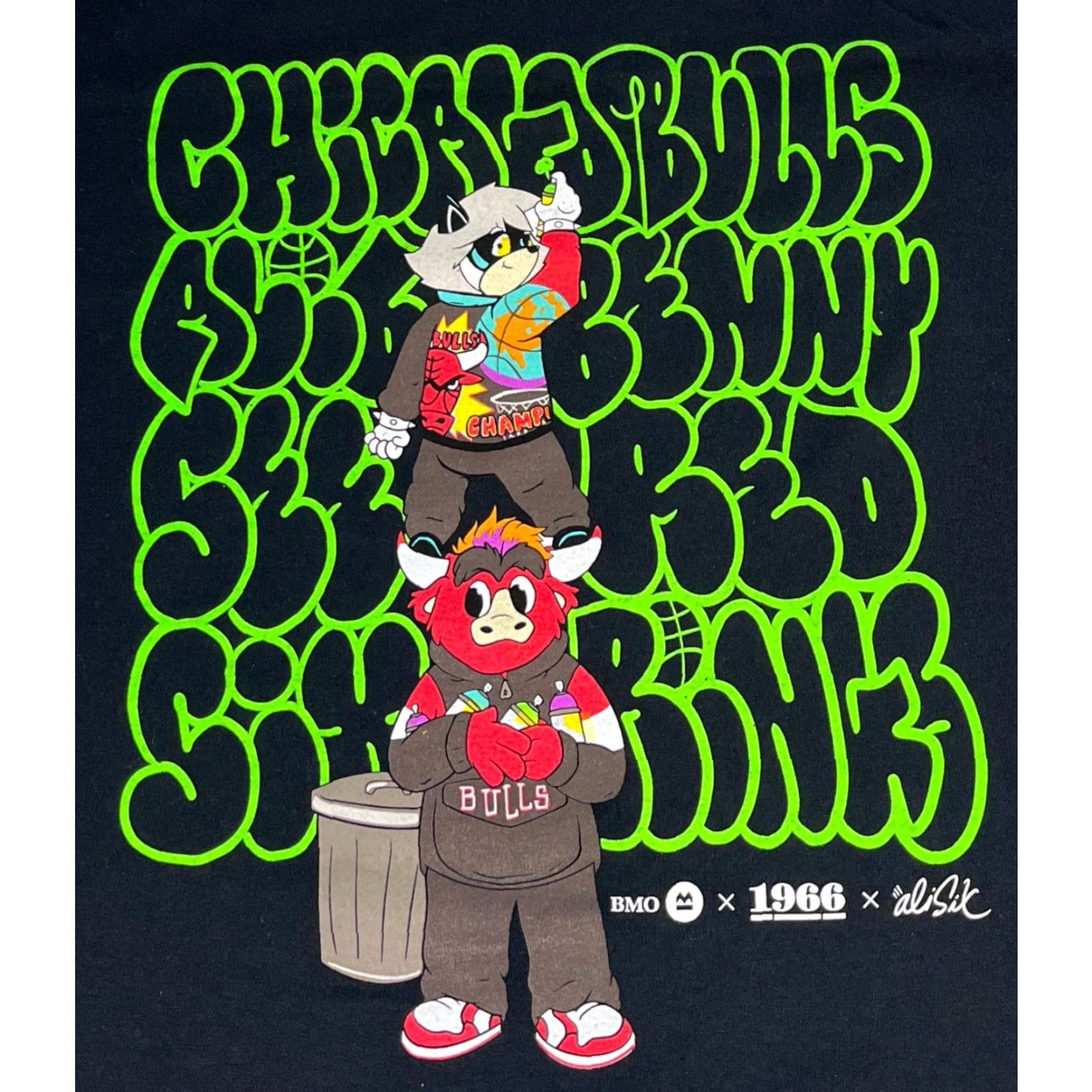 Port & Company Chicago Bulls T-Shirt Port & Company Black Cotton Short Sleeve Crew Neck Sz L Mens Graffiti Art Ali Six 1966 BMO x Size US L / EU 52-54 / 3 - 3 Thumbnail