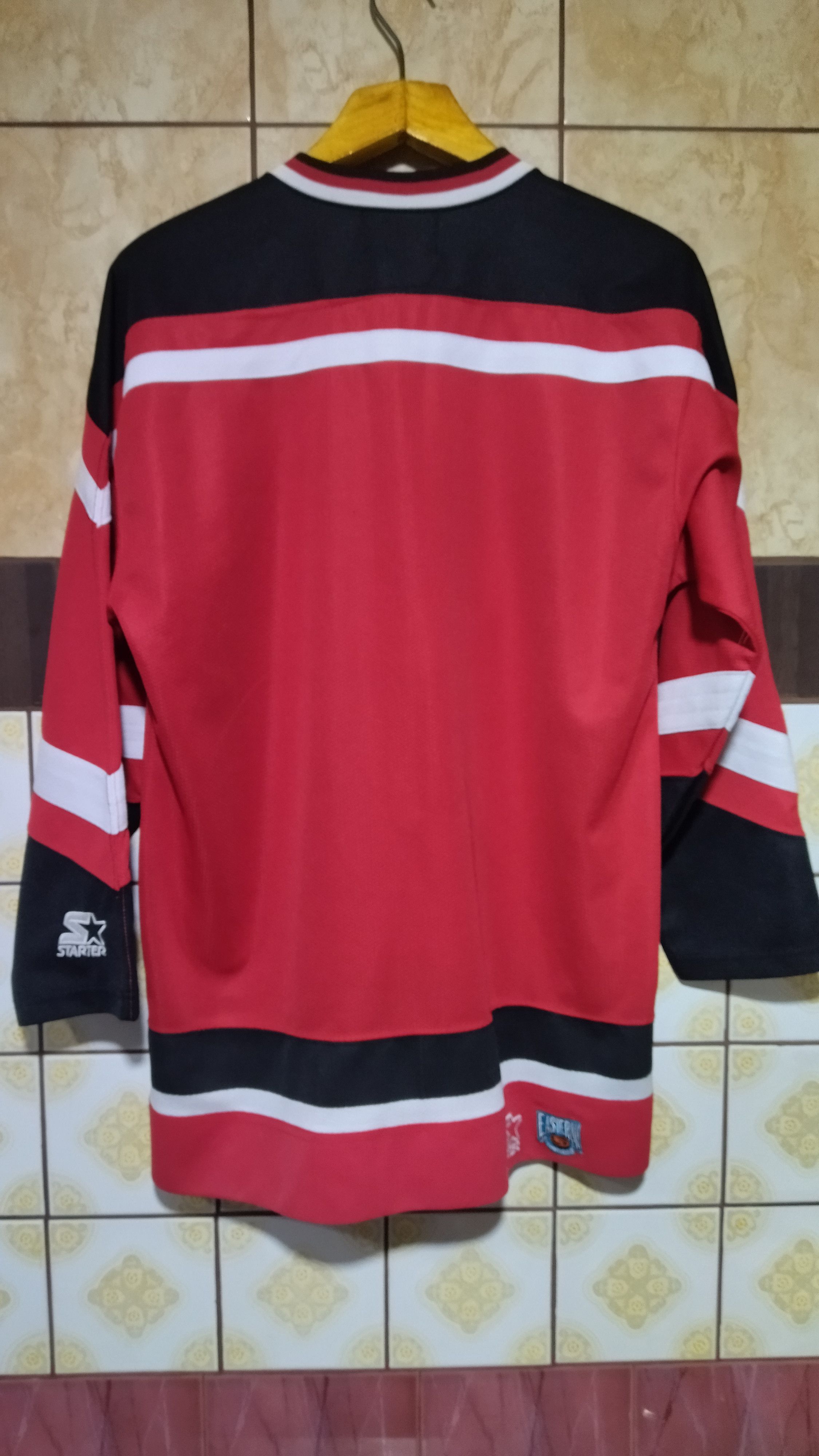 Starter Vintage Starter Carolina Hurricanes hockey jersey Size US M / EU 48-50 / 2 - 3 Thumbnail