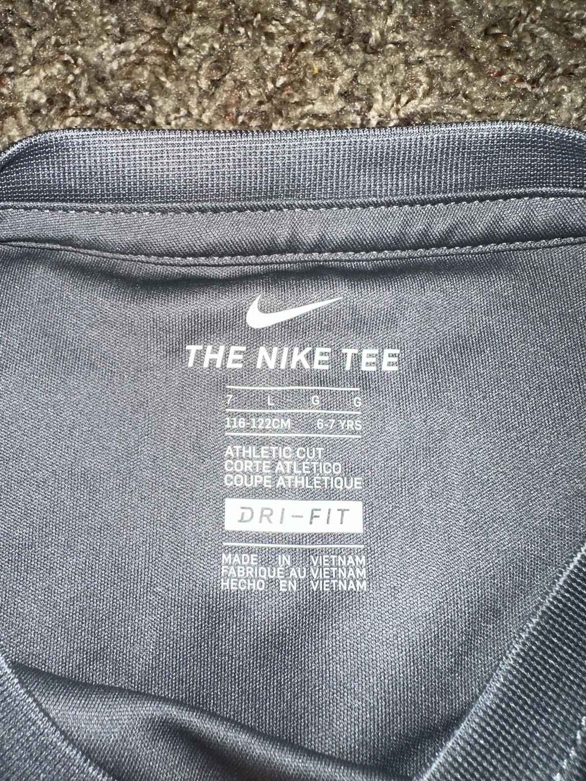 Nike Nike Big Kids (Boy’s) Dri-Fit I Am Elite T-Shirt Size US XXS / EU 40 - 5 Thumbnail