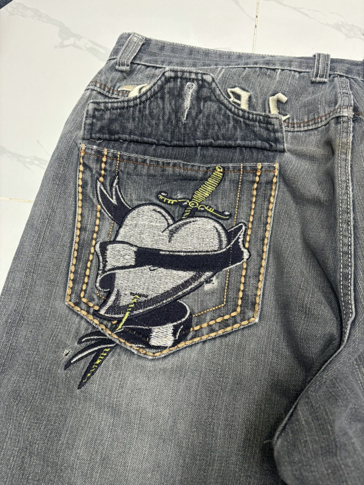 Black Label × Independent Truck Co. × Japanese Brand 🔥RARE VINTAGE BLAC LABEL WIDE BAGGY JEANS LOVE EMBROIDERY Size US 40 / EU 56 - 12 Thumbnail