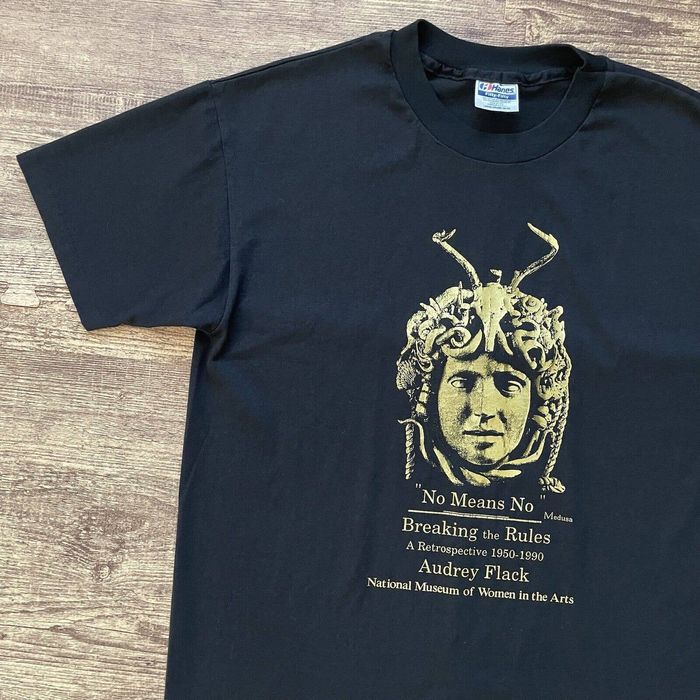 Vintage Vintage Medusa National Museum Of Women In The Arts T-Shirt ...