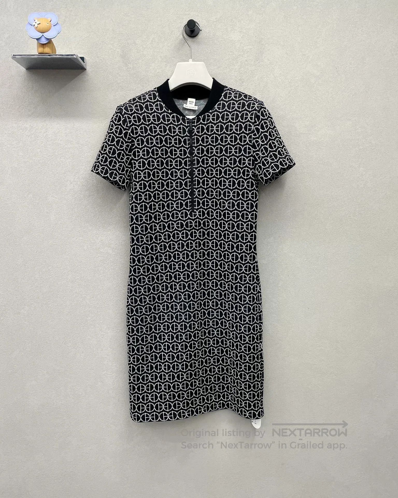 Hermes Hermes Logo Print Black Dress. Size XXS / US 00 / IT 34 - 1 Thumbnail