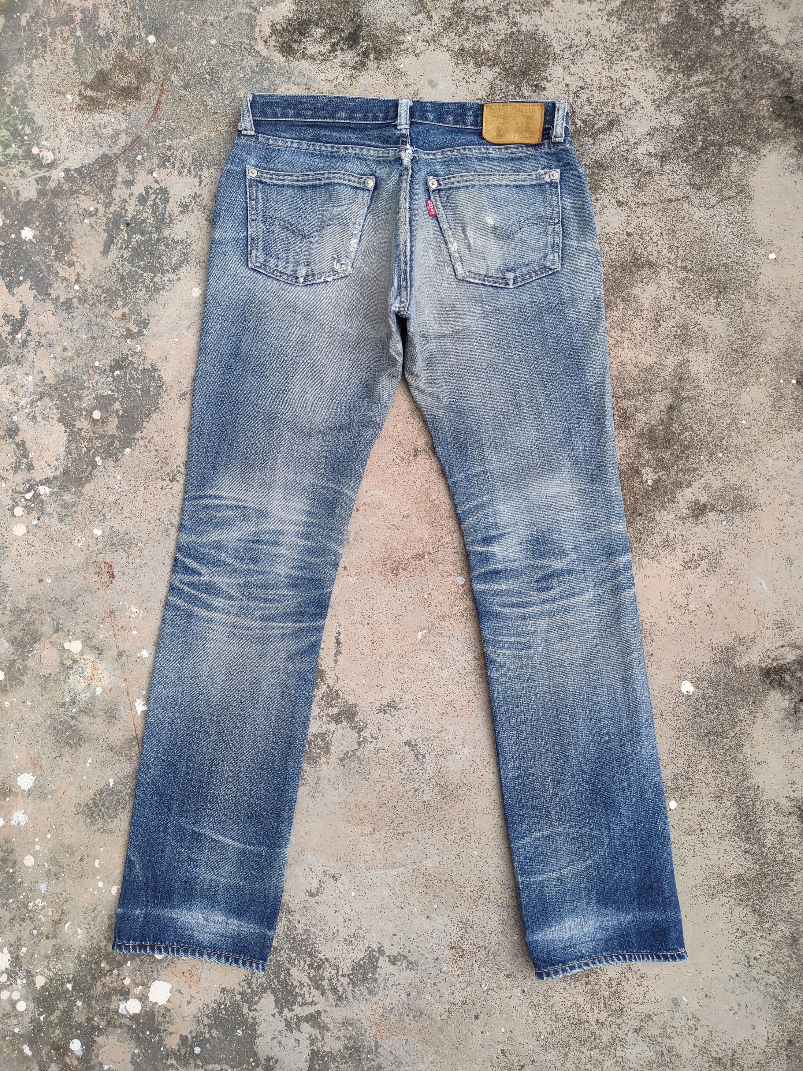 Levi's Vintage Clothing VINTAGE LEVI'S 599 BUTTON FLY FADED JEANS DENIM PANTS Size US 29 - 3 Thumbnail