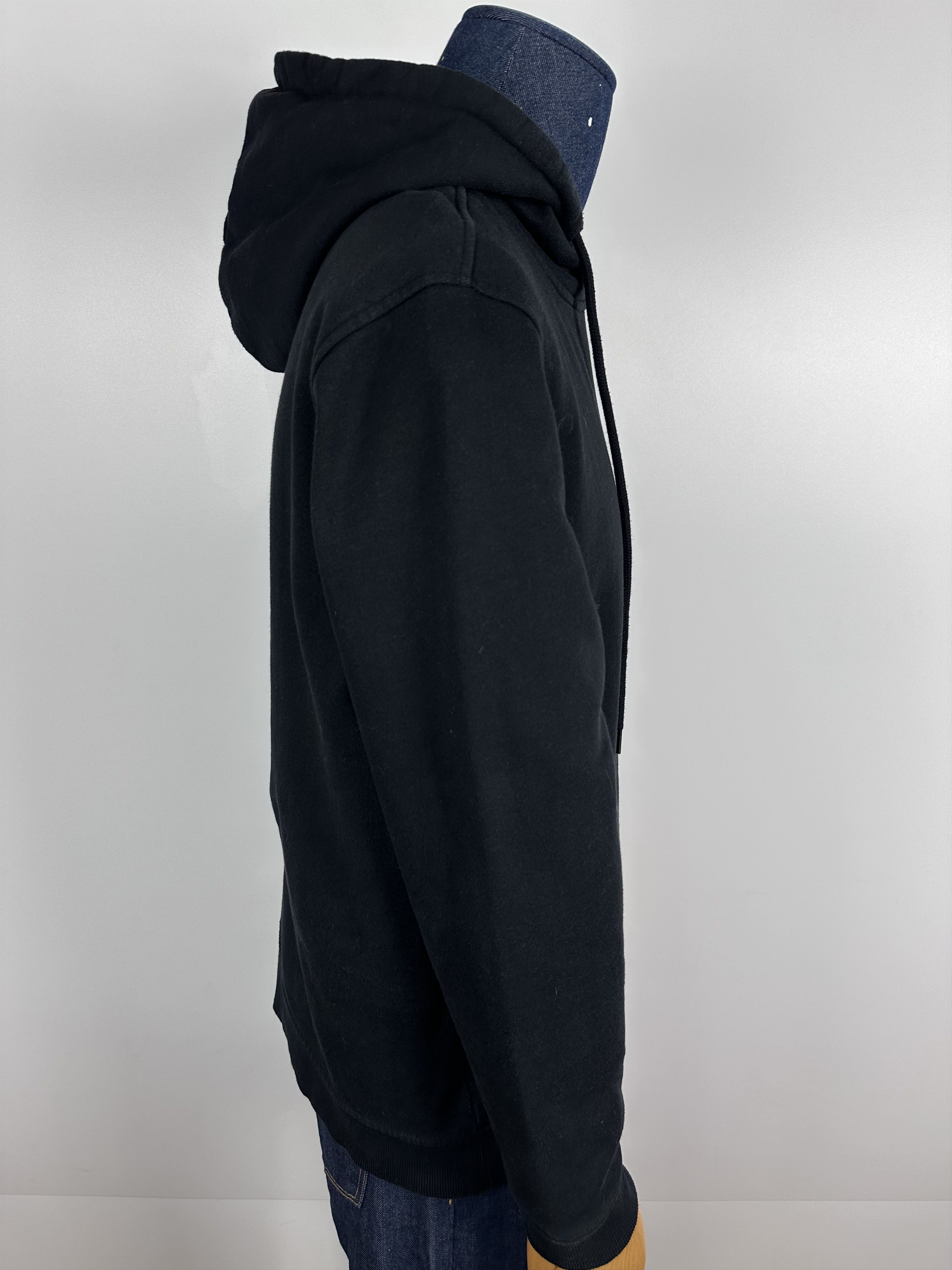 True Religion × Vintage True Religion Small Logo Pullover Hoodie Black Size L Size US L / EU 52-54 / 3 - 7 Thumbnail