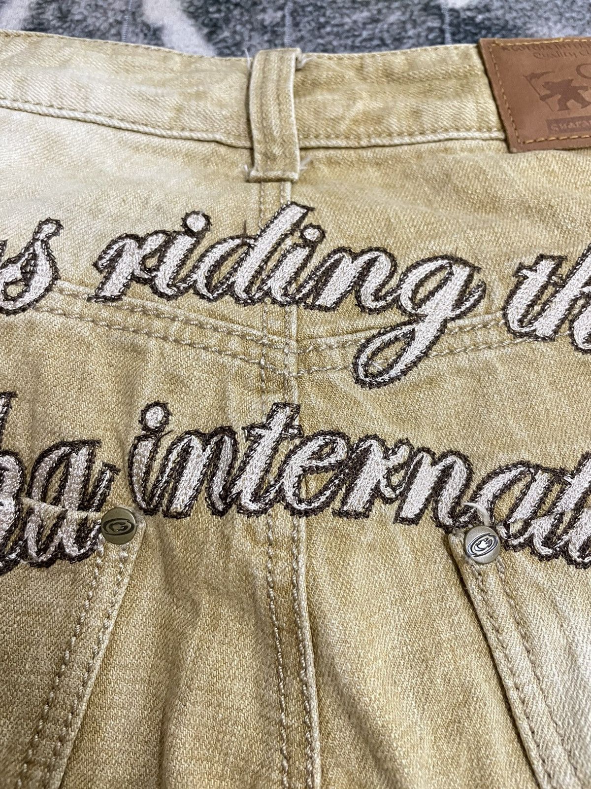 Gotcha VINTAGE CARGO GOTCHA SUF BACK EMBROIDERED DENIM JEANS Size US 32 / EU 48 - 8 Thumbnail