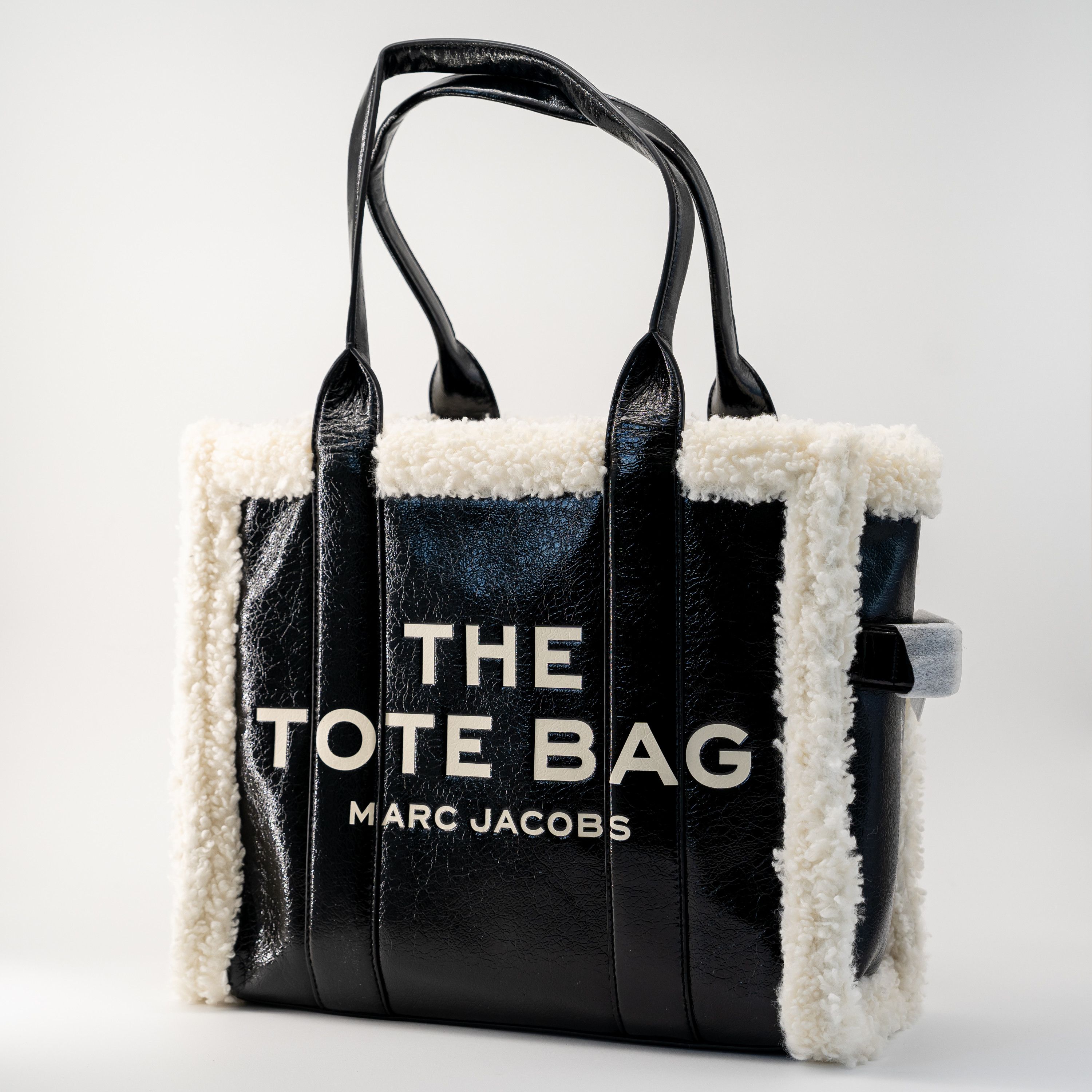 Marc Jacobs Crinkle Leather Shearling Tote Bag Large Black