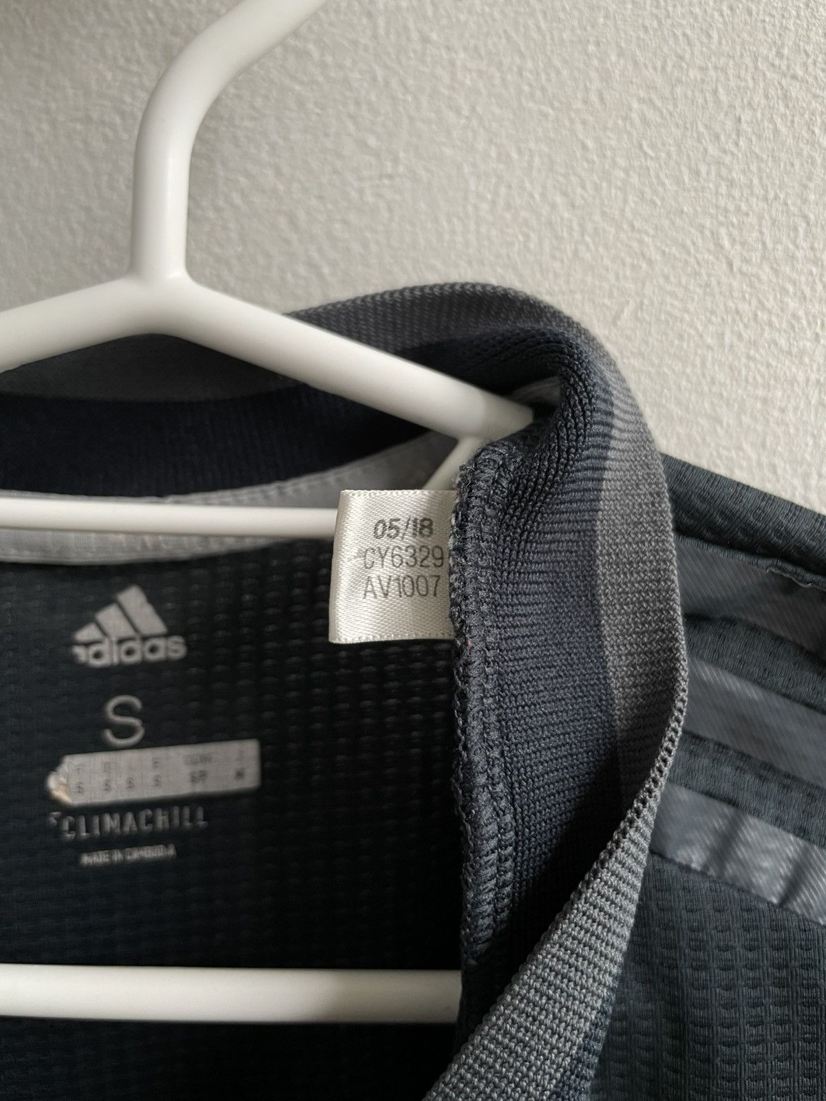Vintage Real Madrid 2018 2019 Away Football Shirt Soccer Jersey Size US S / EU 44-46 / 1 - 13 Thumbnail