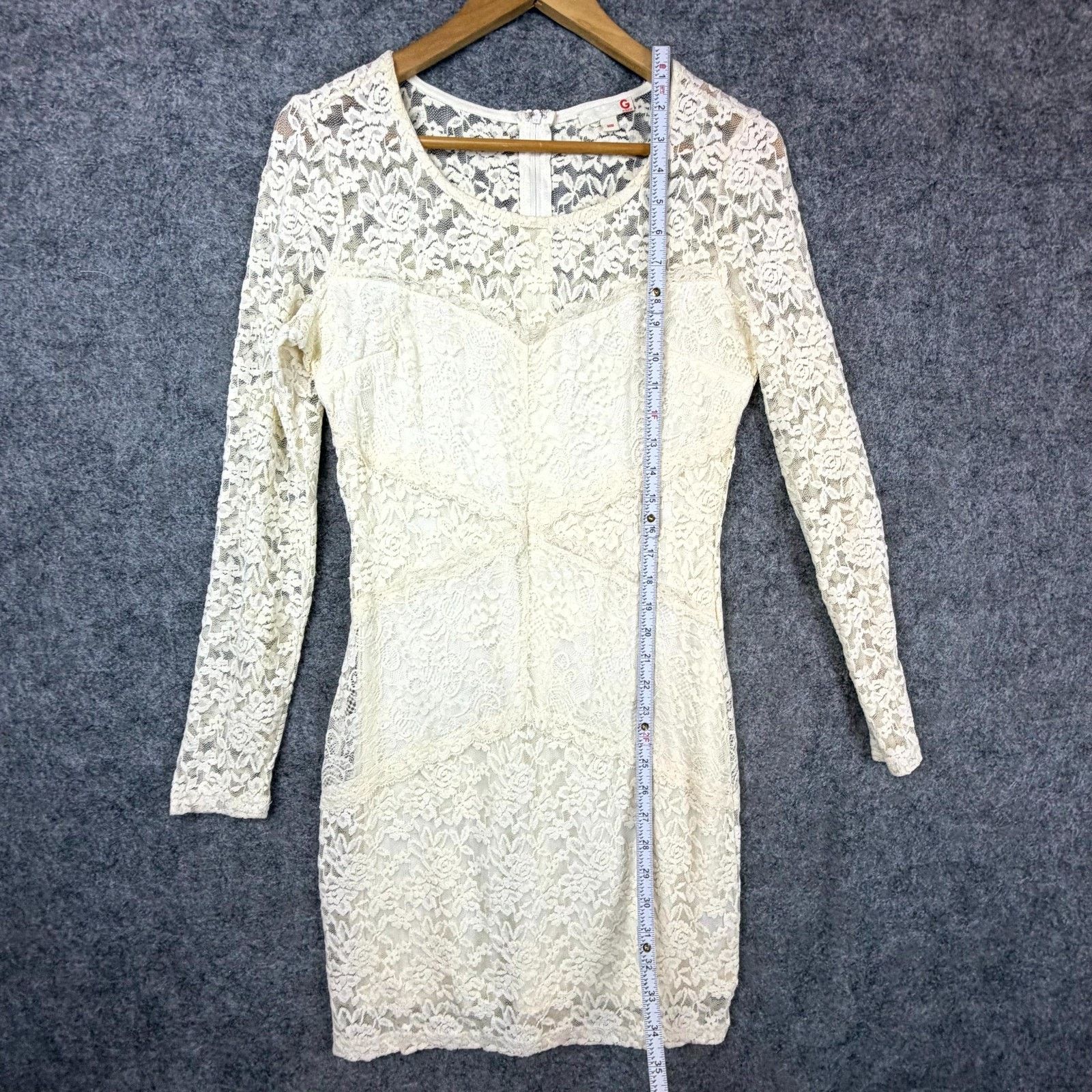 Guess Guess Bodycon Mini Dress Medium Lace Y2K Angelcore Feminine Size M / US 6-8 / IT 42-44 - 5 Thumbnail