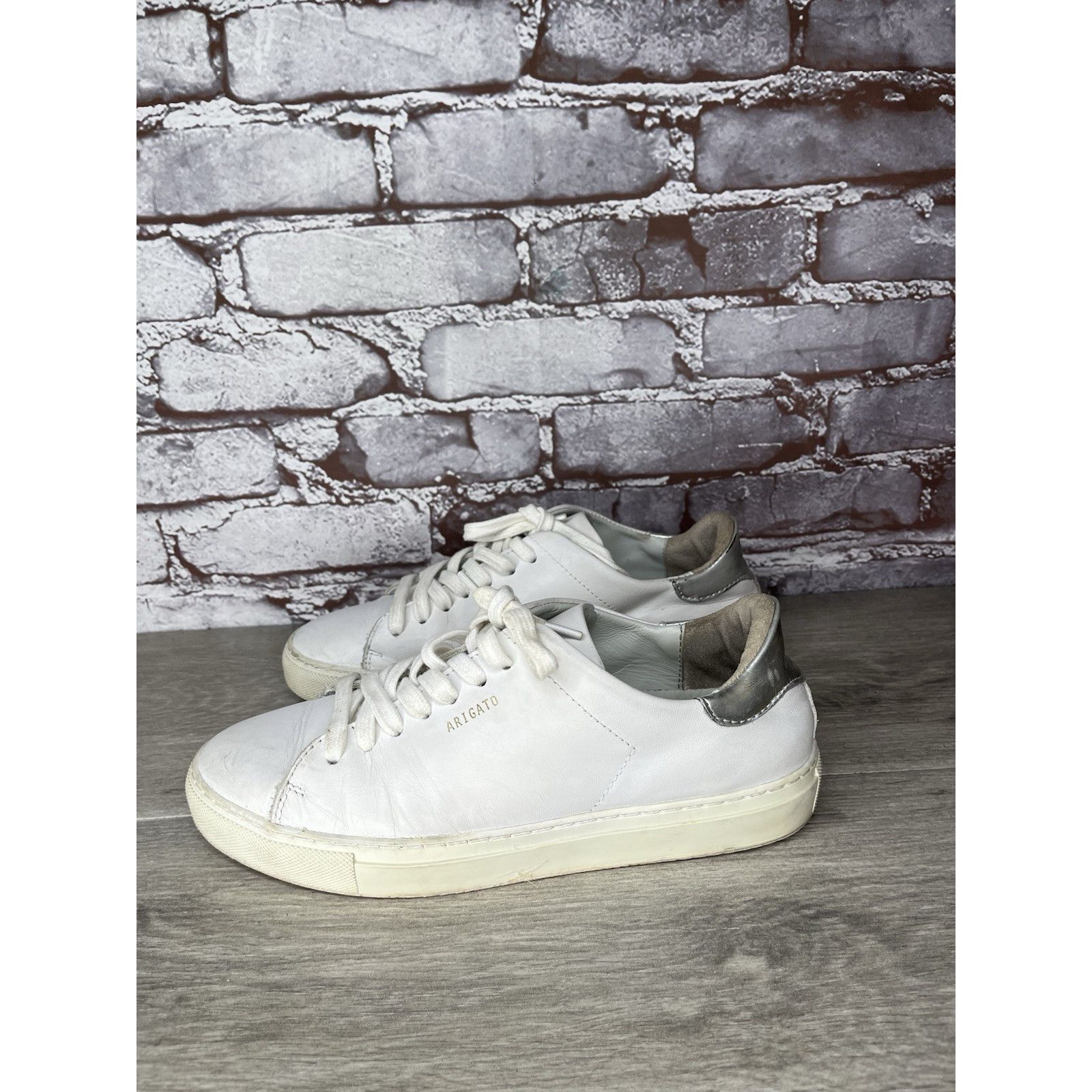 Axel Arigato Axel Arigato Womens Size 7.5 White Silver Sneakers Leather L Size US 7.5 / IT 37.5 - 18 Thumbnail