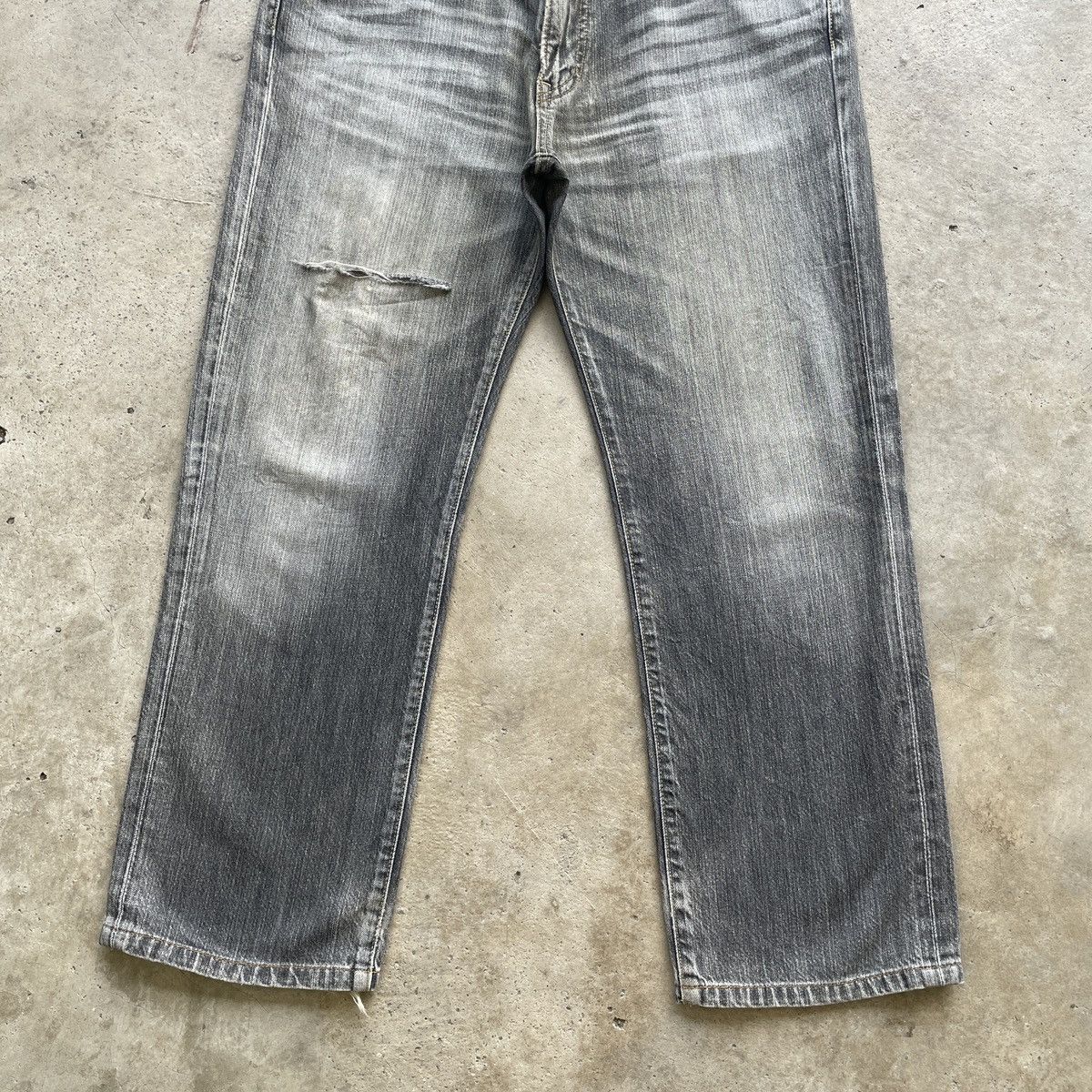 Japanese Brand × Jean × Vintage W35 Vintage Japan Faded Black Jeans Distressed Denim Pants Size US 35 - 4 Thumbnail