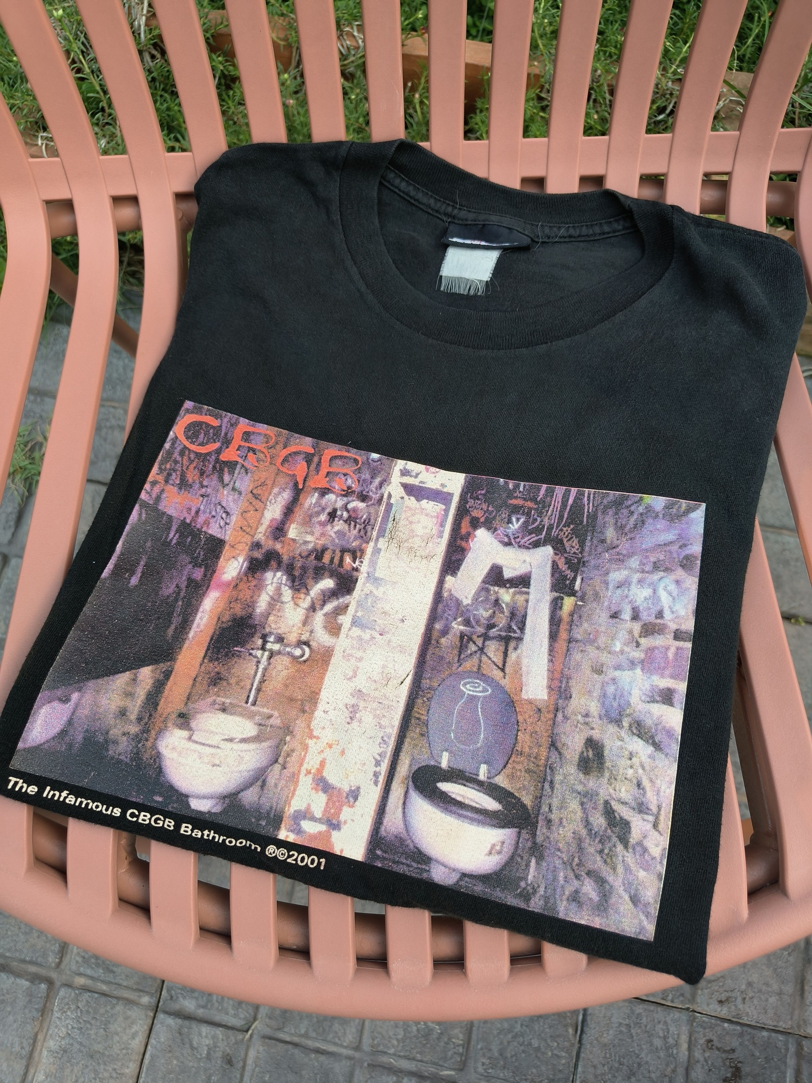 Other Vintage 2001 CBGB "Bathroom" shirt Size US XL / EU 56 / 4 - 1 Thumbnail