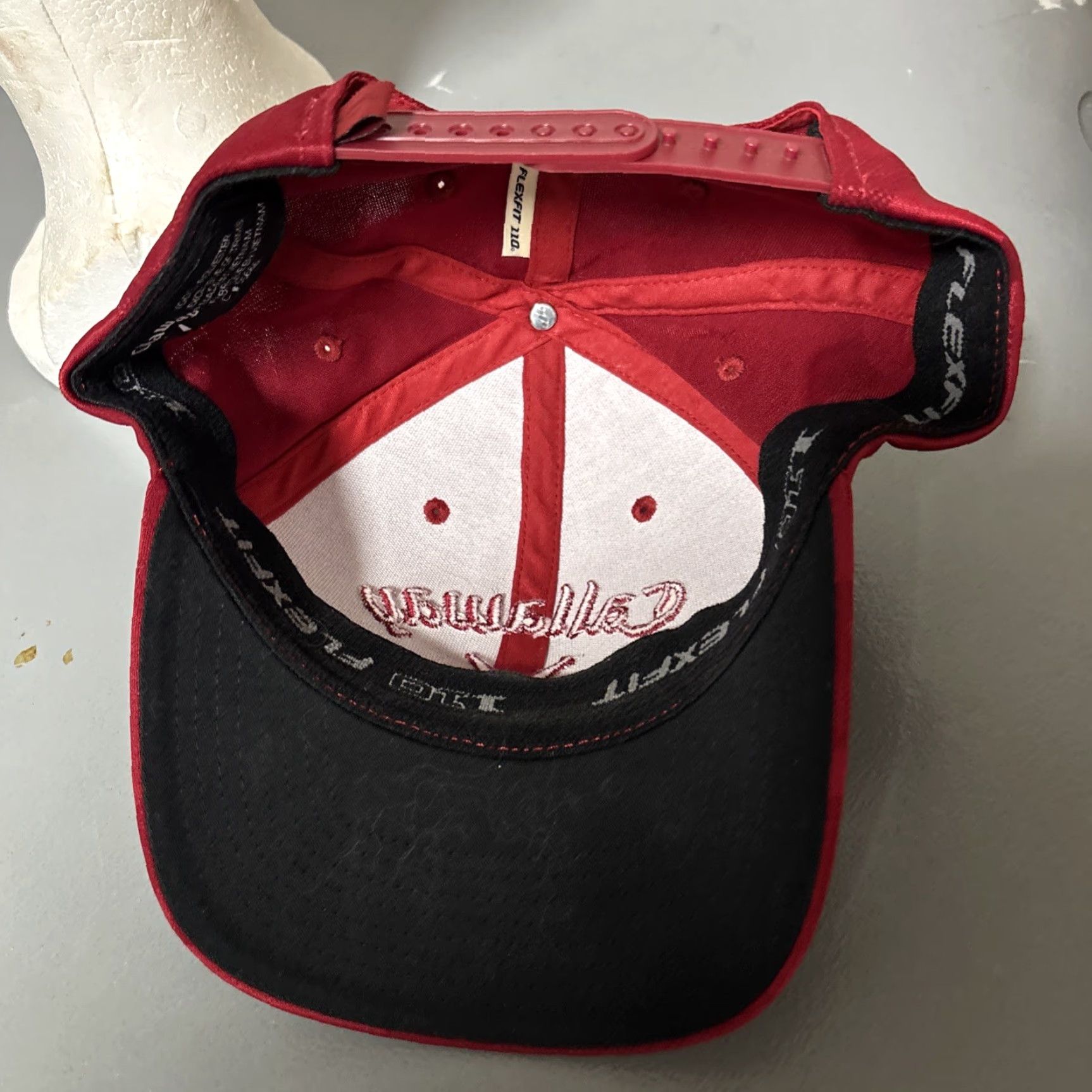 Callaway Callaway Dark Red Camo Hat | 110 Chamberlyne Country Club | One Size Baseball Cap | Men’s Golf Cap Size ONE SIZE - 7 Thumbnail