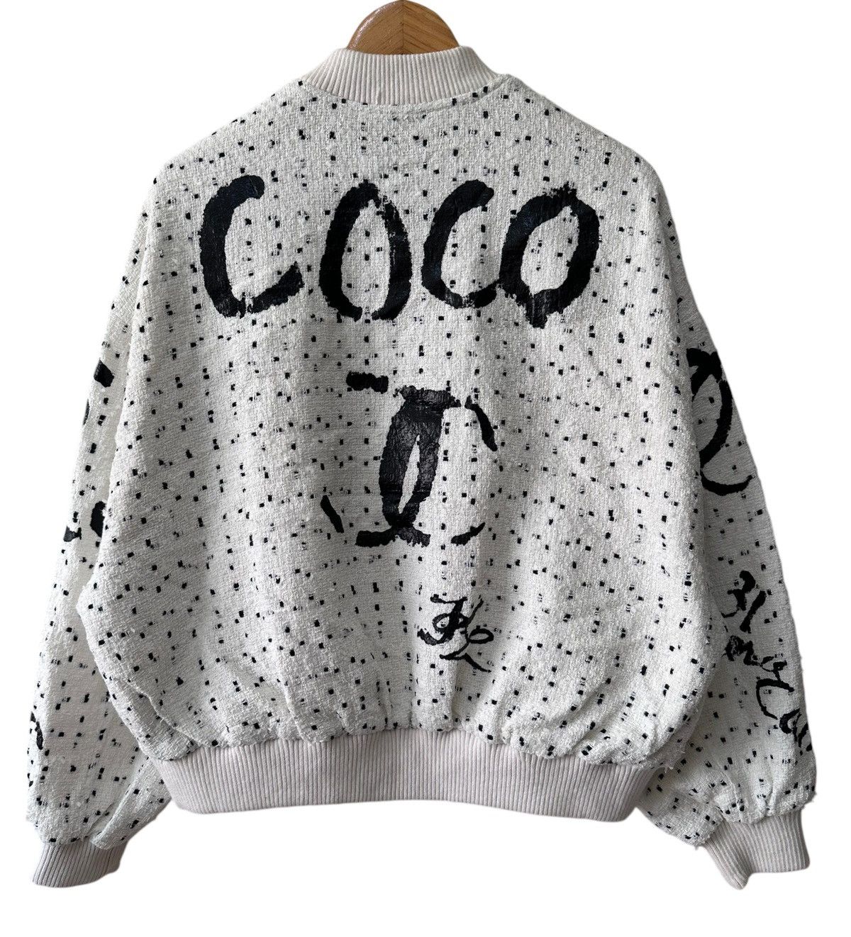 Vintage Vintage Custom Coco Chanel White Jacket Size US M / EU 48-50 / 2 - 5 Thumbnail
