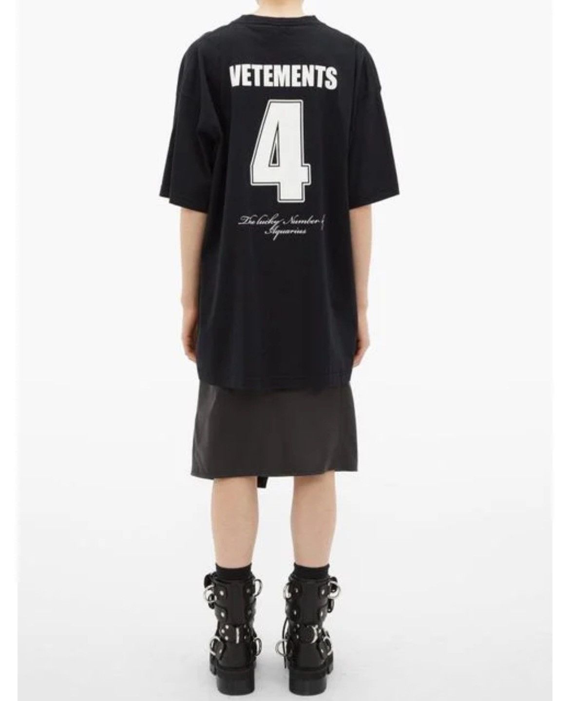 Vetements Vetements - Black Uranus Oversized Cotton Jersey T-Shirt Size US L / EU 52-54 / 3 - 3 Thumbnail