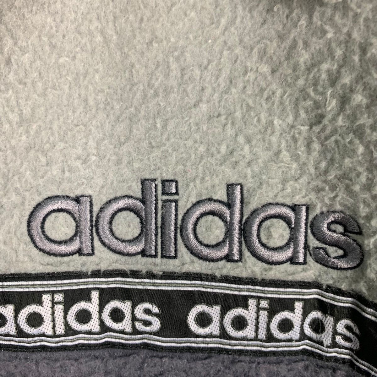 Adidas ADIDAS Trefoil Embroidery Big Logo Fleece Jumper #0935-C42 Size US M / EU 48-50 / 2 - 14 Thumbnail