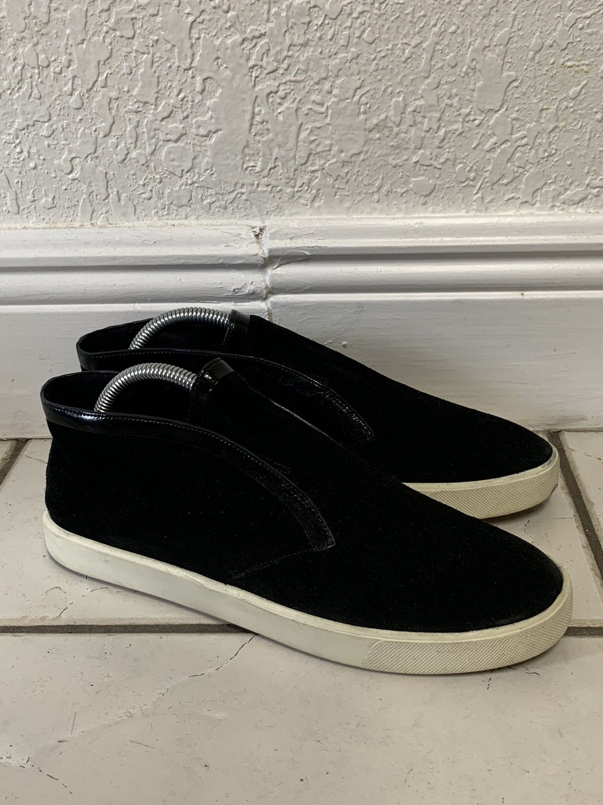 Vince Vince Chukka Slip On Sneakers Size 8 Size US 8 / IT 38 - 1 Thumbnail
