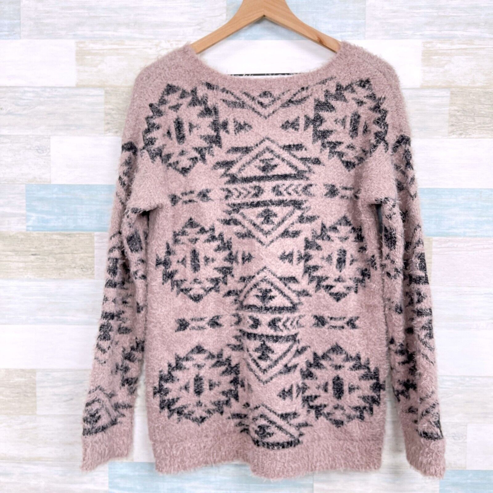 BB Dakota BB Dakota Fuzzy Knit Aztec Tunic Sweater Pink Black Womens M Size M / US 6-8 / IT 42-44 - 4 Thumbnail