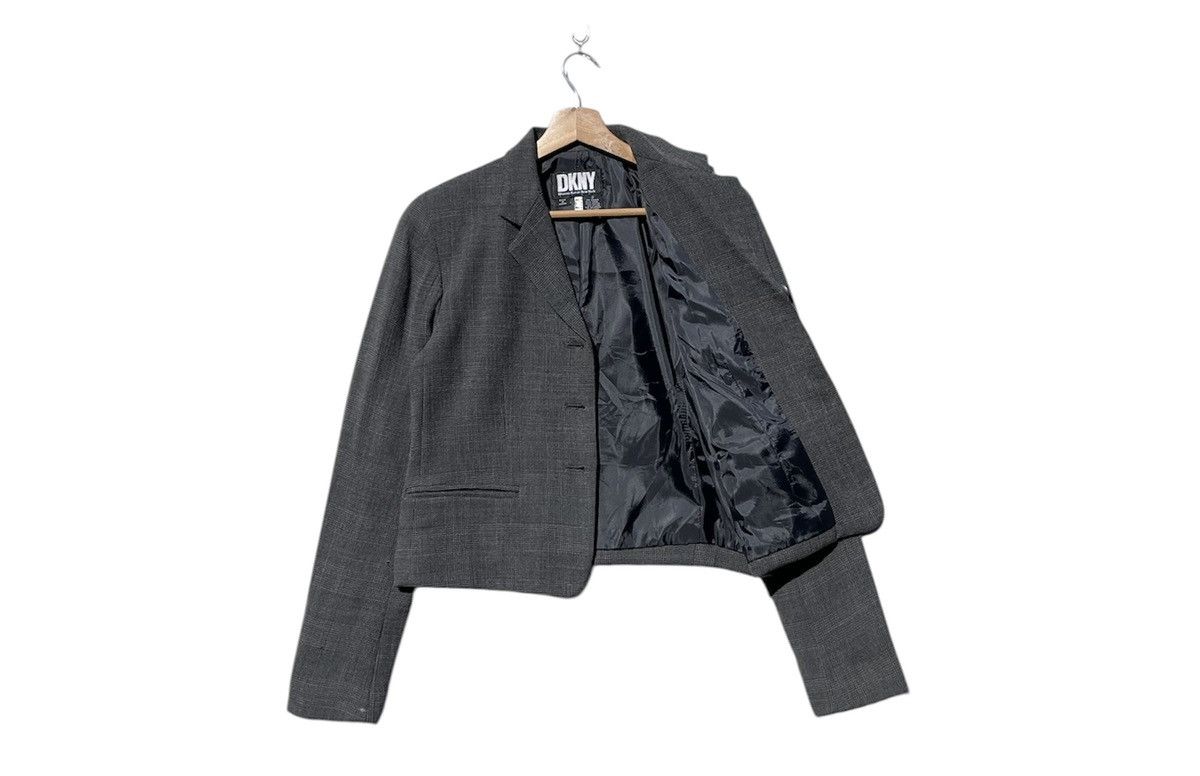 DKNY 🔥Accept Binding Offer🔥 Dkny Wool Blazer Is A Cropped Size S / US 4 / IT 40 - 3 Thumbnail