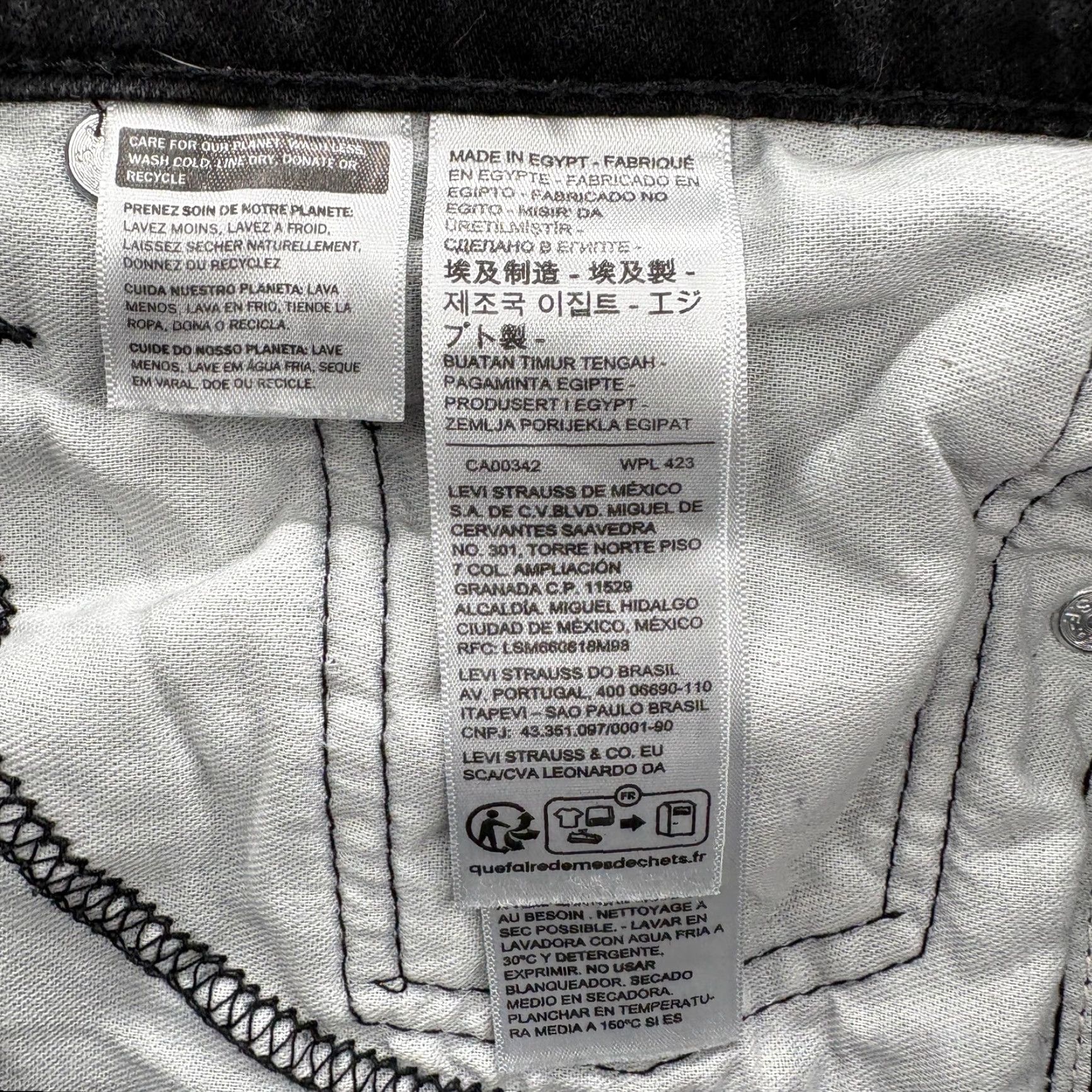 Levi's VINTAGE Levis 511 Jeans Mens 31x32 Black Charcoal Wash Slim Straight Denim Stretch Pants Size US 31 - 4 Thumbnail