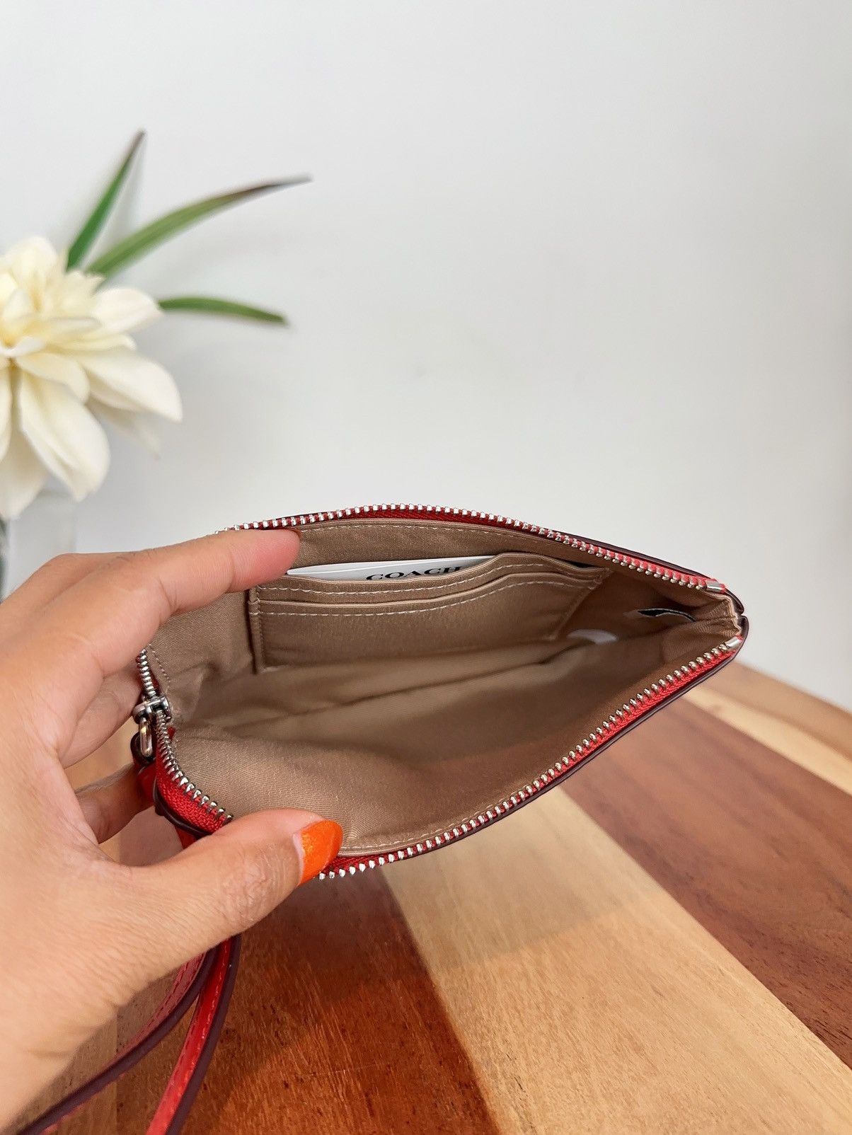 Coach NWT Coach Corner Zip Wristlet With Stripe Print Size ONE SIZE - 6 Thumbnail