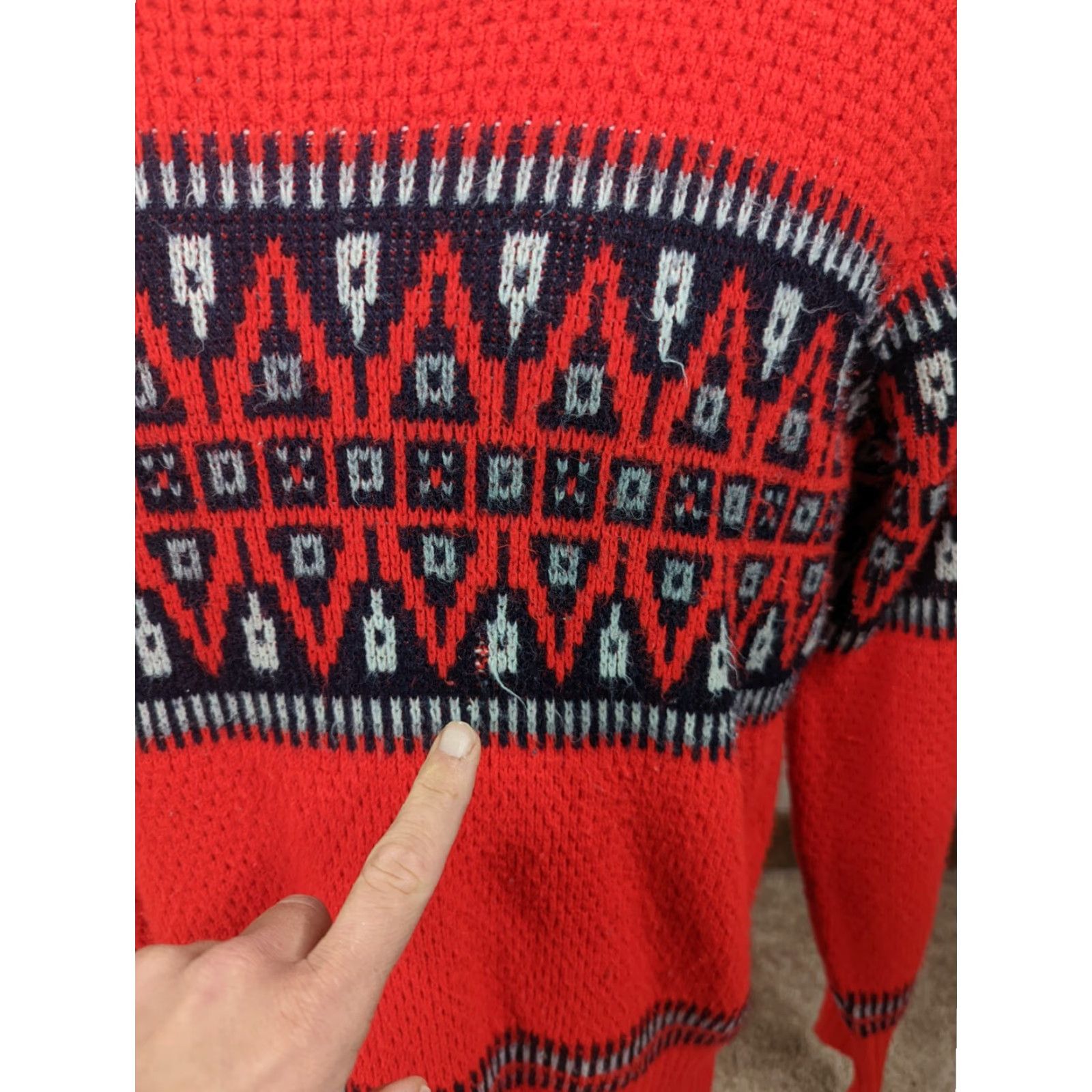 Vintage VINTAGE Sweater Crewneck Knit Long Sleeve Red Fair Isle Embroidered Logo Men's Large 80s Ski Pullover Size US L / EU 52-54 / 3 - 5 Thumbnail