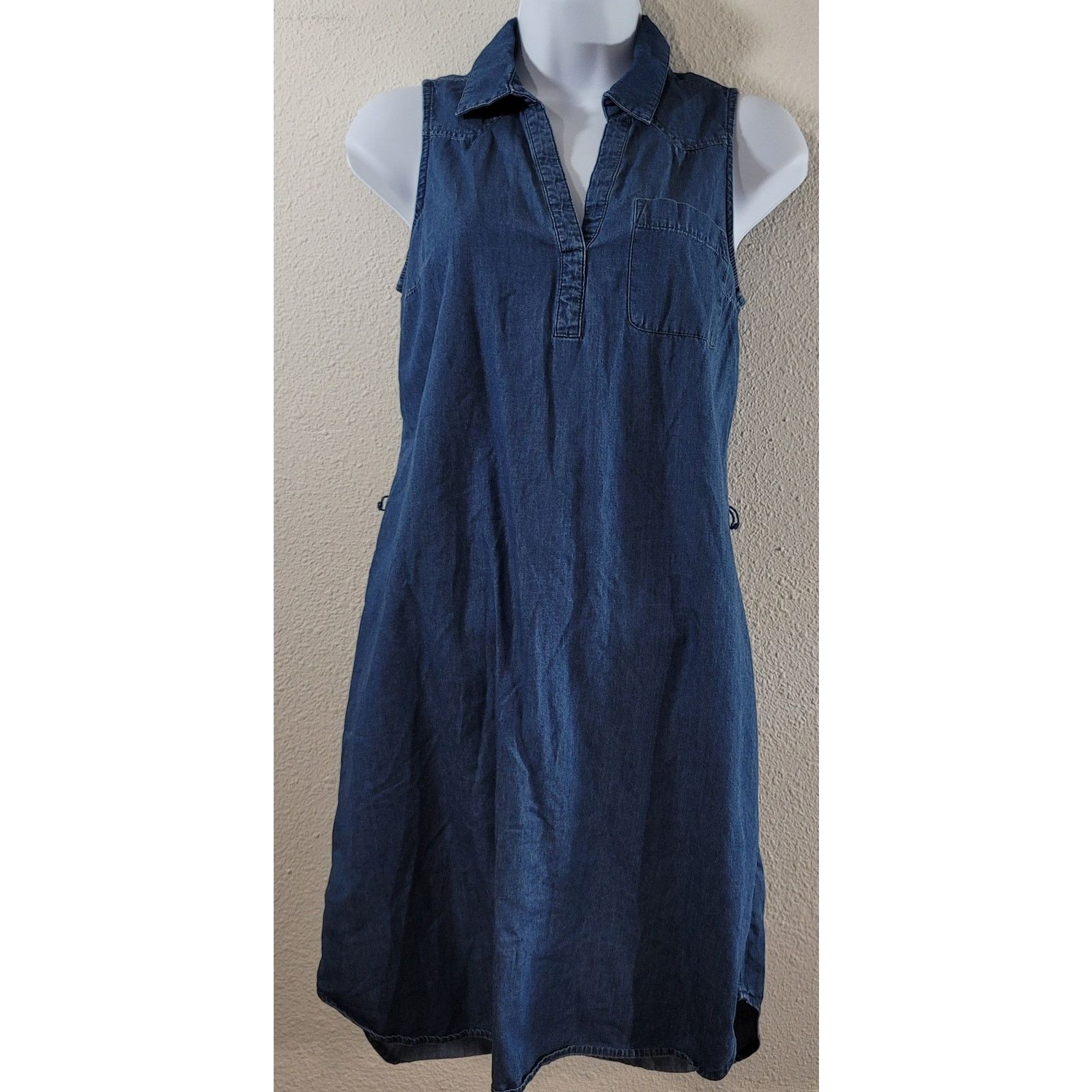 Old Navy Old Navy Denim Sleeveless Pointed Collar Mini Shirt Dress XS Size XS / US 0-2 / IT 36-38 - 2 Thumbnail
