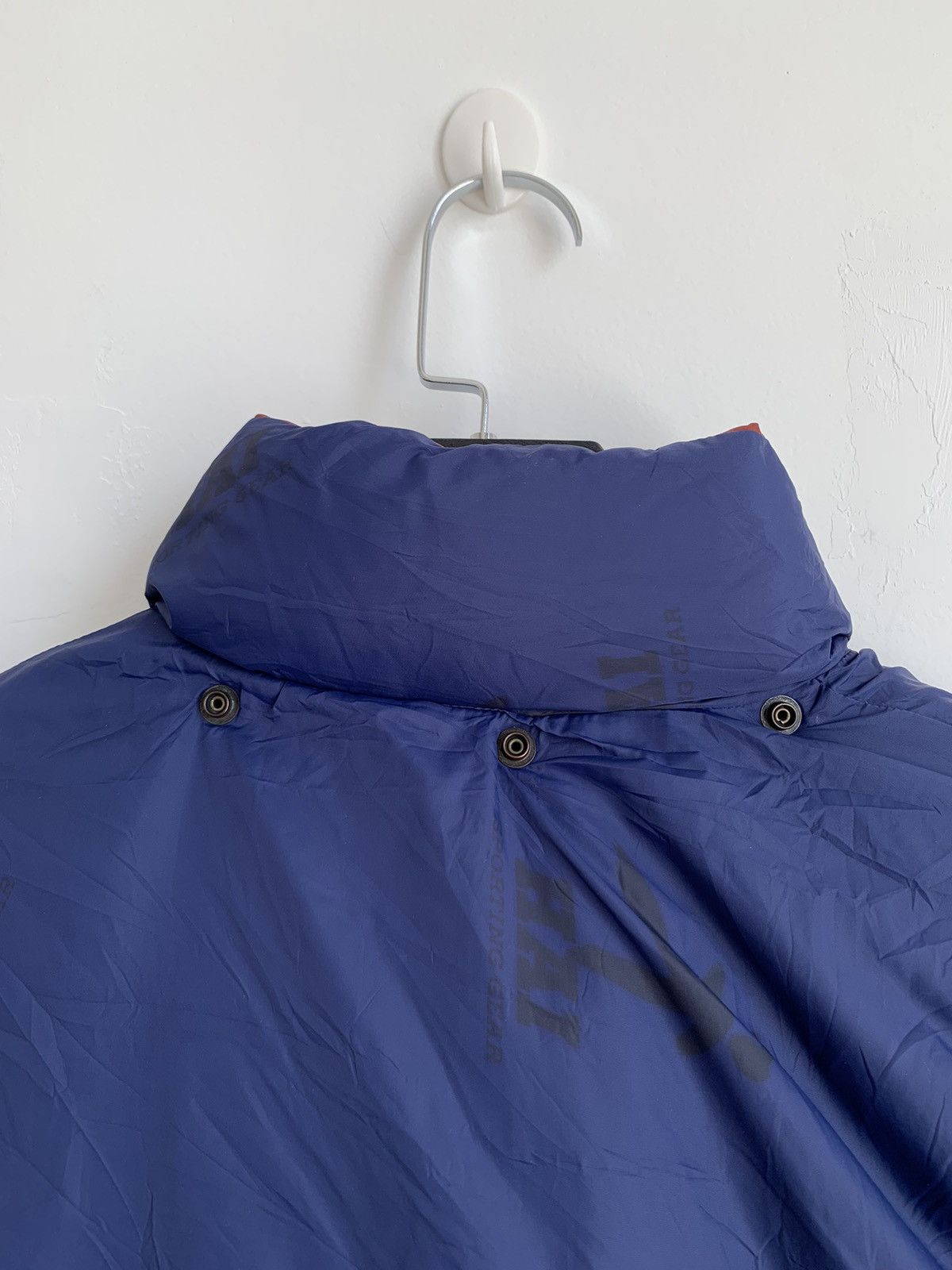 Hai Sporting Gear Vintage Hai Sporting Gear Overprint Logo Puffer Jacket Size US M / EU 48-50 / 2 - 9 Thumbnail