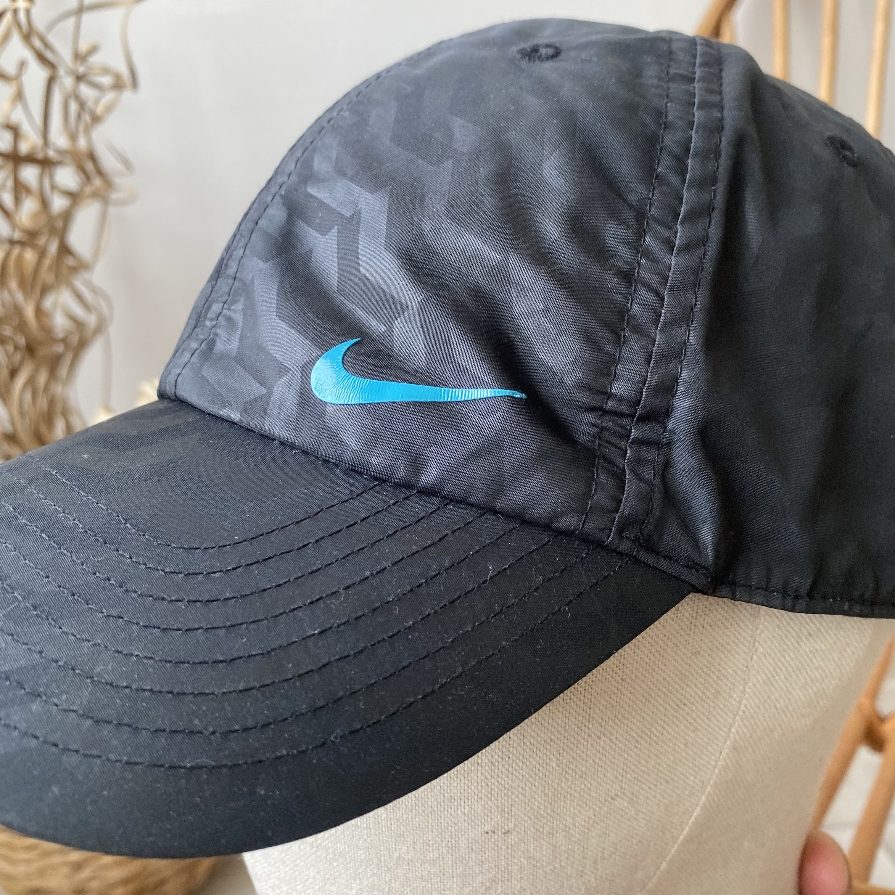 Nike Vintage 00s Drill Nike Nylon Cap Swoosh tn SHTORM FIT Size ONE SIZE - 4 Thumbnail