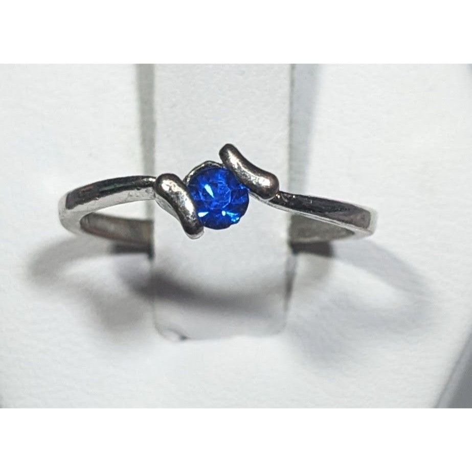 Other Minimalist Blue Gemmed Silver Tone Ring Size 5 Size ONE SIZE - 1 Thumbnail