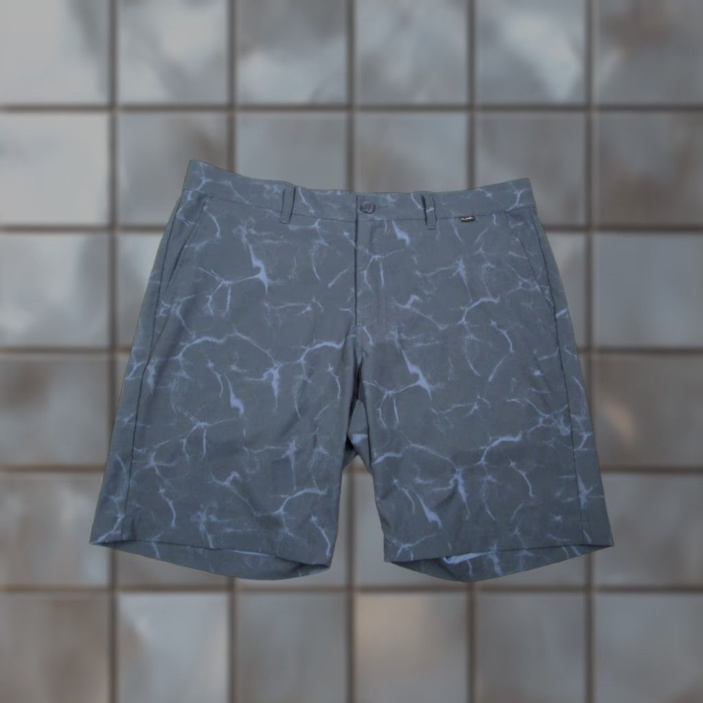 TravisMathew Travis Mathew Shorts Mens 36 Blue 9" Golf Stretch Resort Performance Travel Chino Flat Front 5-Pocket Logo Size US 36 / EU 52 - 1 Thumbnail