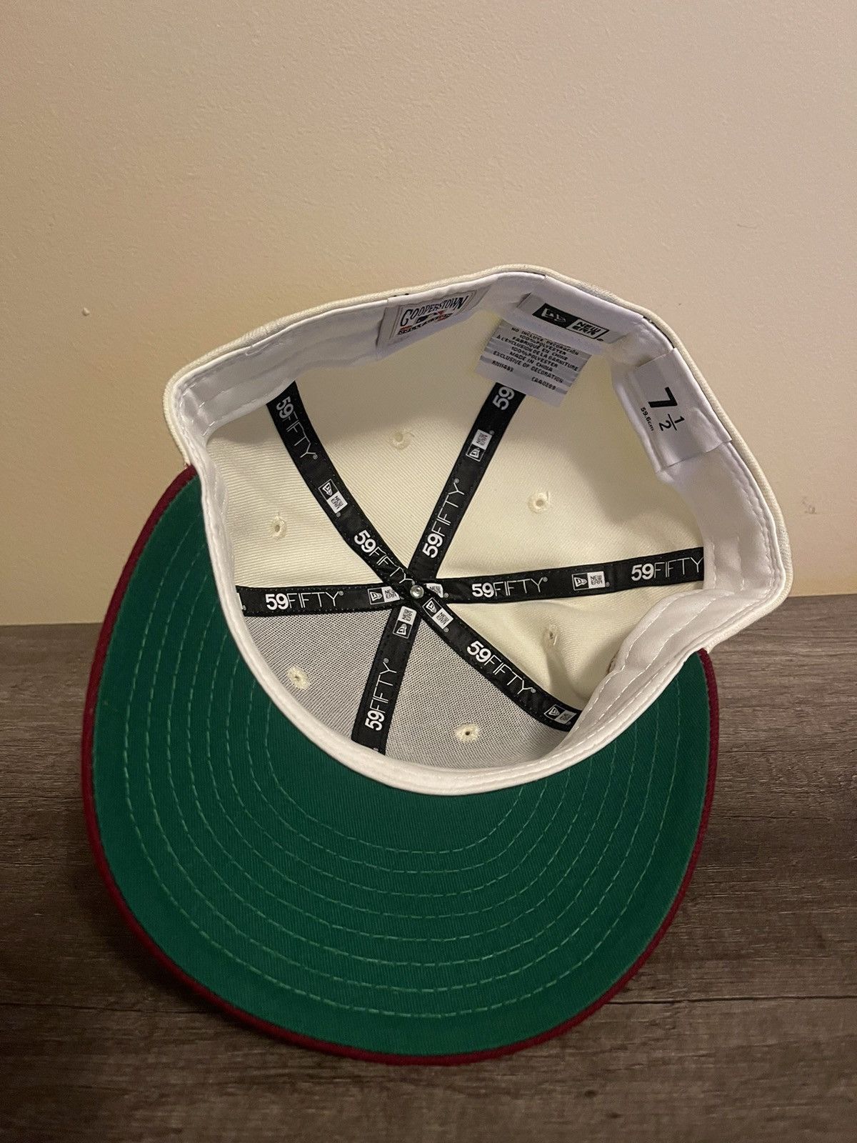 New Era 7 1/2 Philadelphia Phillies “Rolling Papers” Fitted Size ONE SIZE - 5 Thumbnail